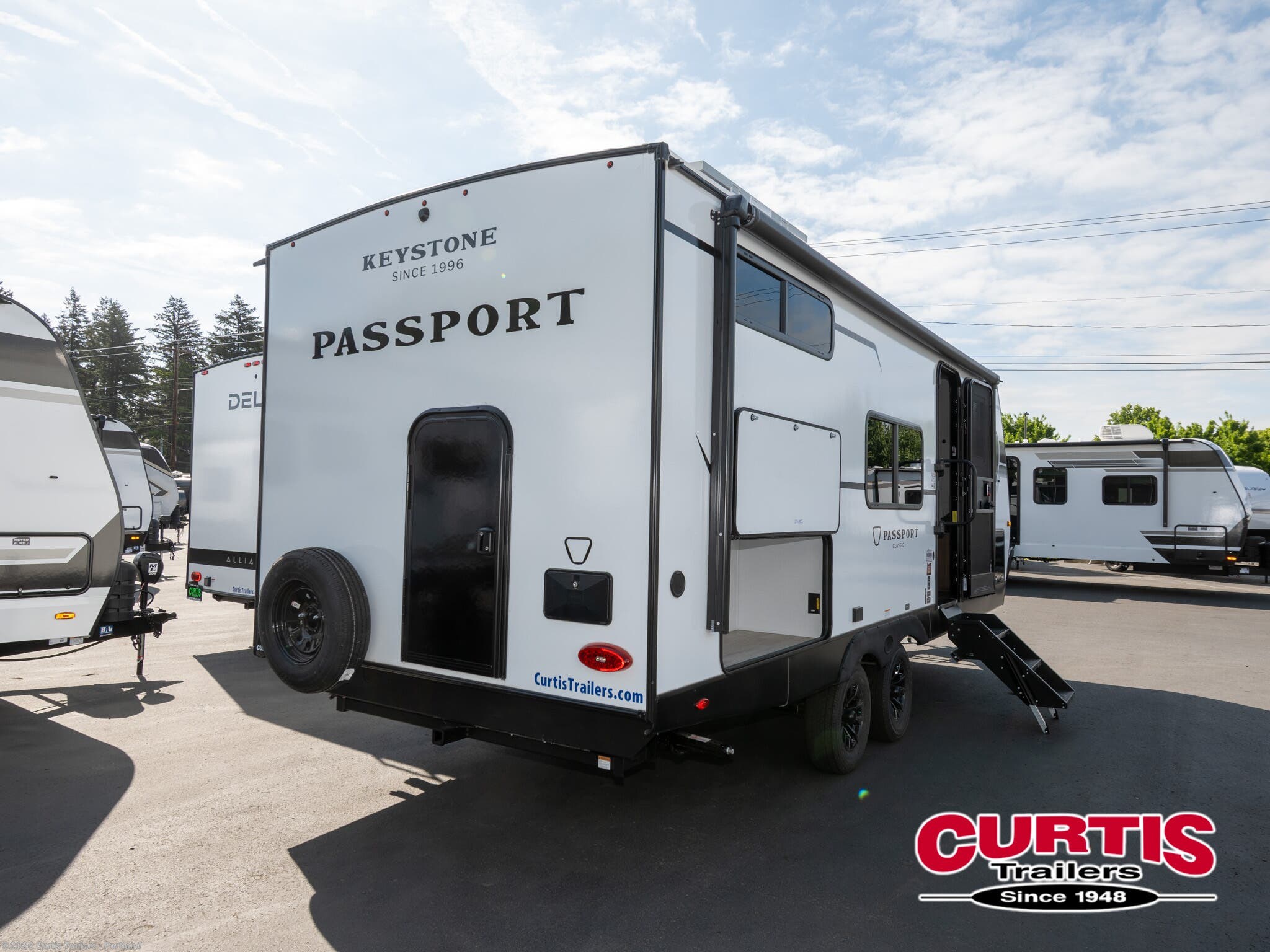 2026 Keystone Passport 214BHCWE - New Travel Trailer For Sale by Curtis Trailers - Portland in Portland, Oregon