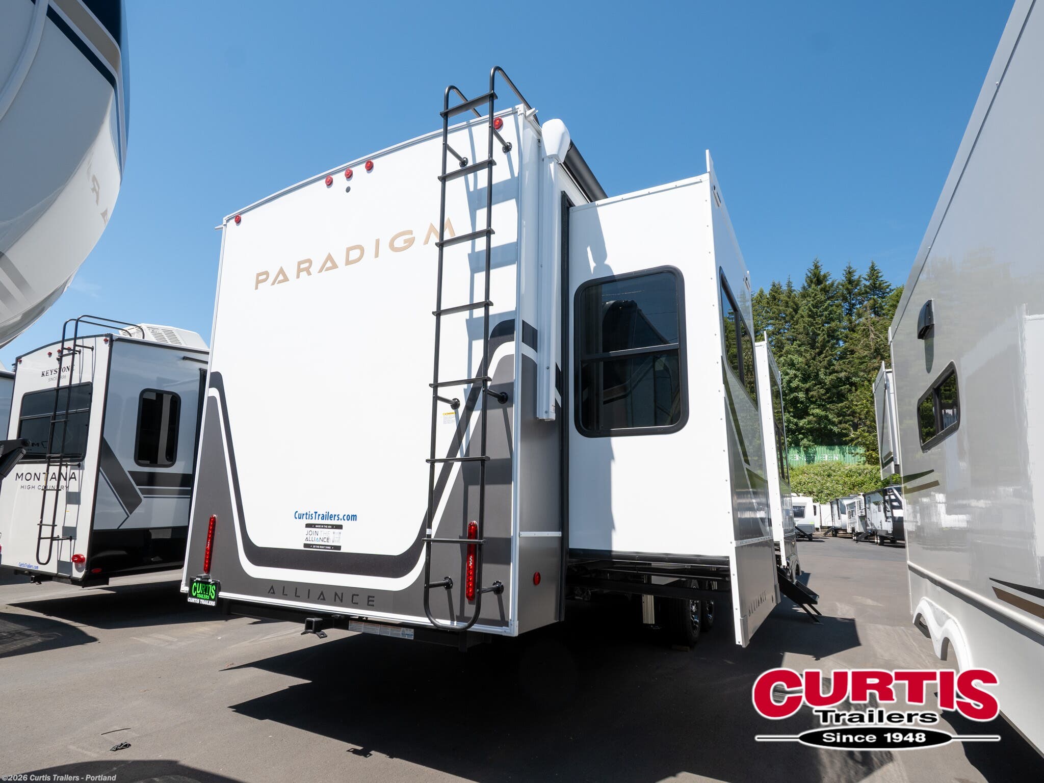 New 2026 Alliance RV Paradigm 375RD available in Portland, Oregon
