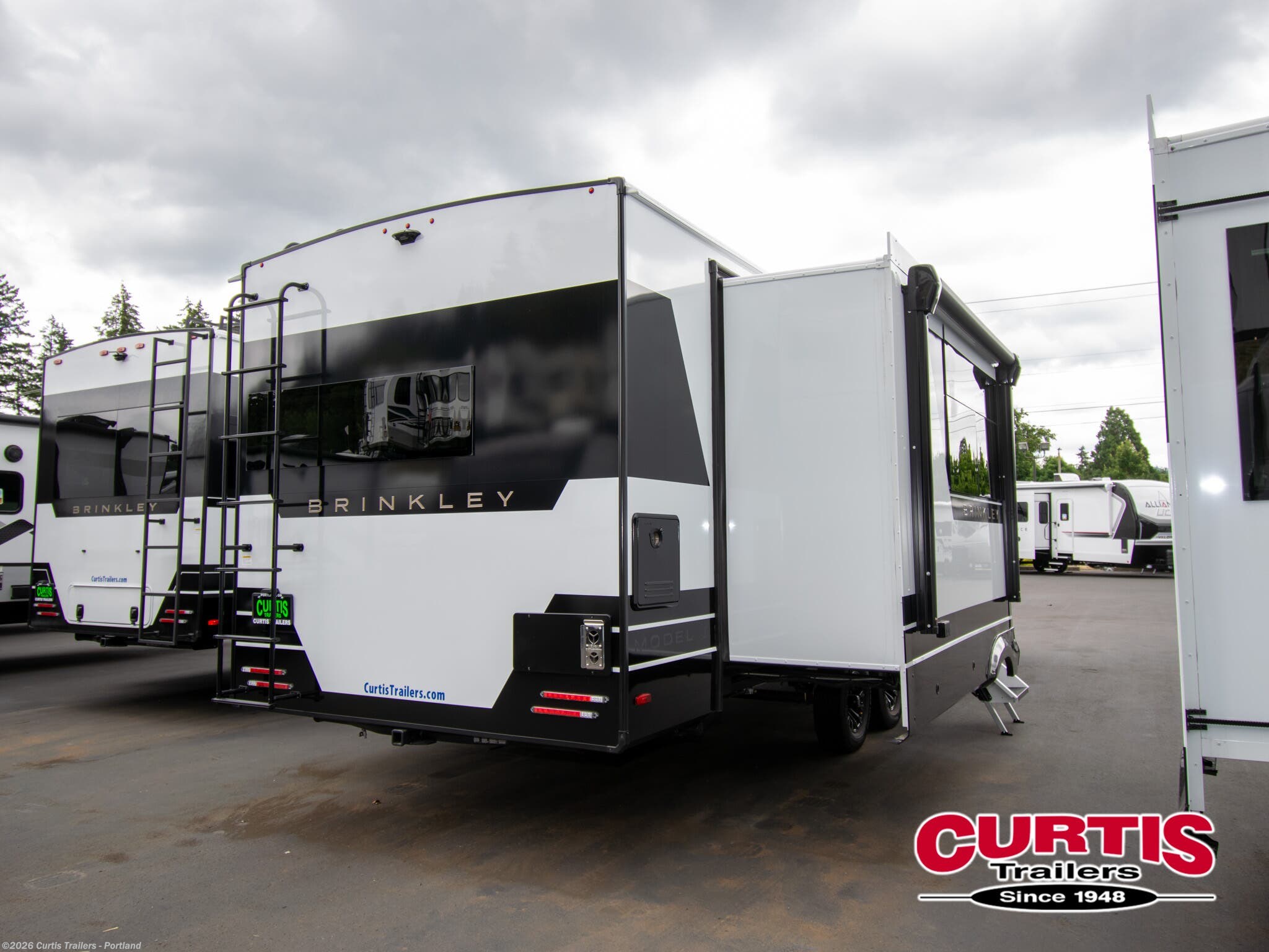 2026 Brinkley RV Model I 280 - New Travel Trailer For Sale by Curtis Trailers - Portland in Portland, Oregon