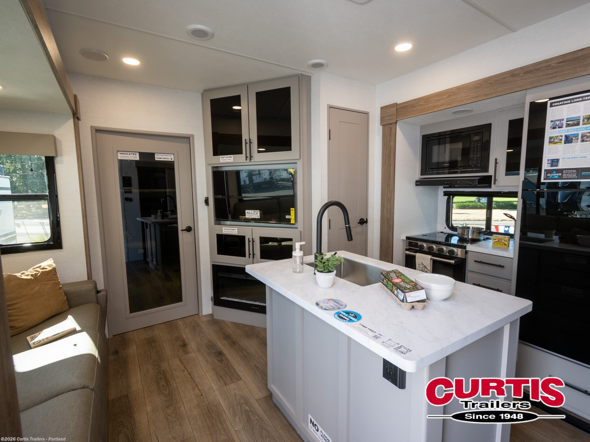 New 2027 Alliance RV Valor 32T13 available in Portland, Oregon