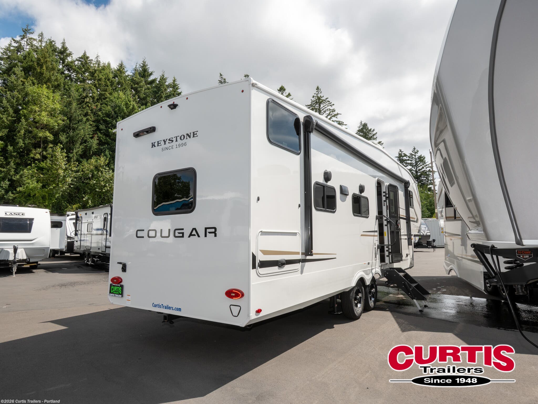 2027 Cougar Sport 2700bh by Keystone from Curtis Trailers - Portland in Portland, Oregon