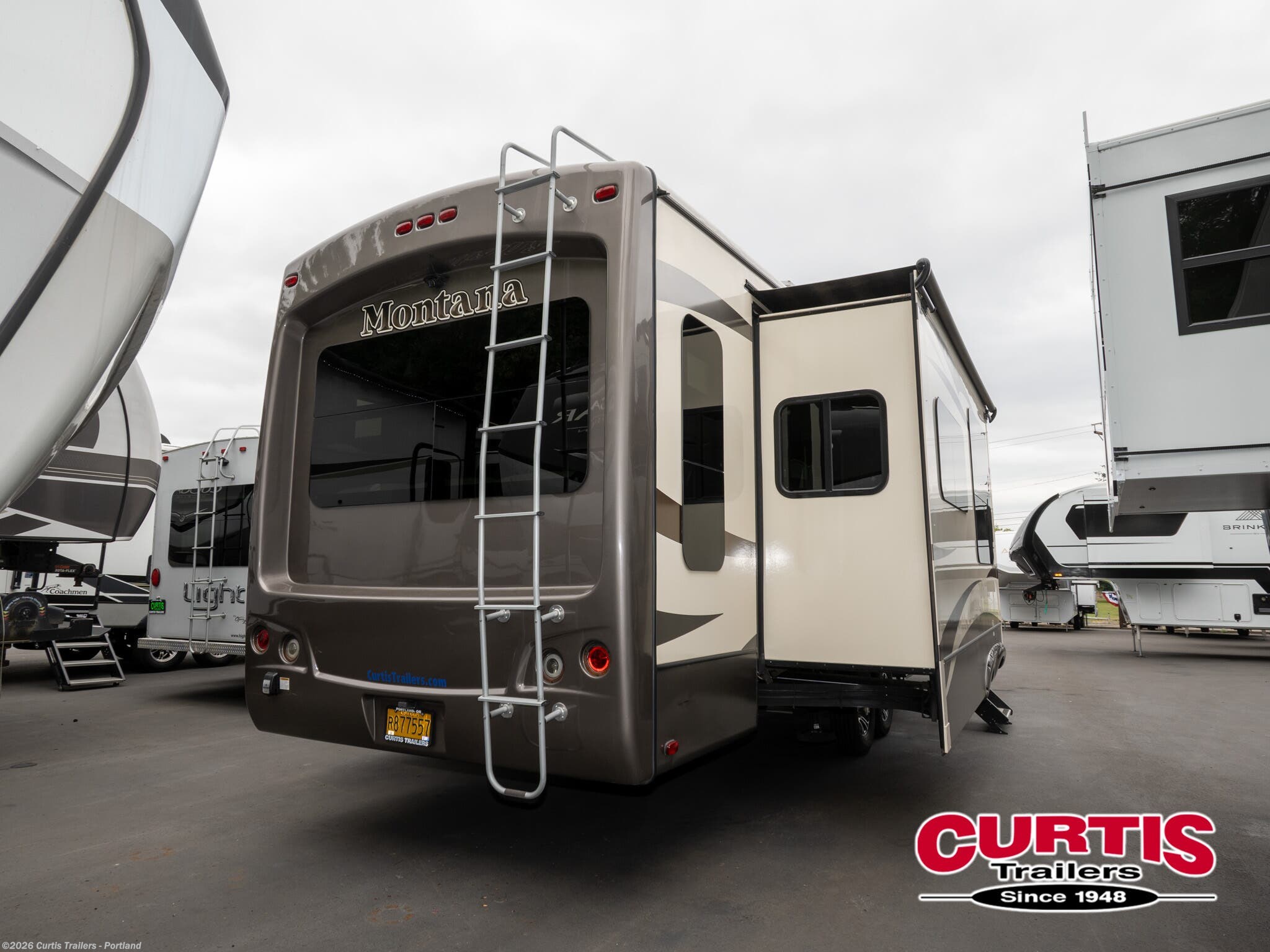 2016 Keystone Montana 3402RL - Used Fifth Wheel For Sale by Curtis Trailers - Portland in Portland, Oregon