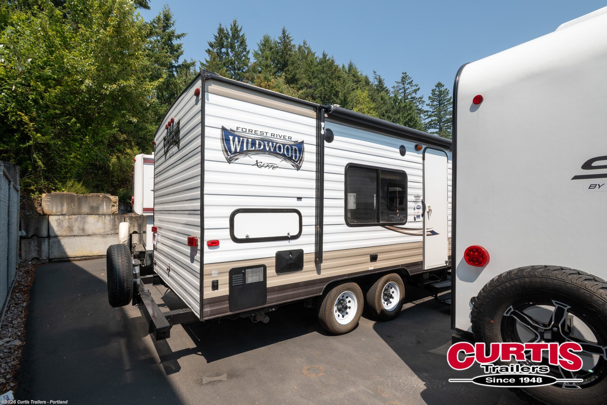 2016 Forest River Wildwood X-Lite 171rbxl - Used Travel Trailer For Sale by Curtis Trailers - Portland in Portland, Oregon