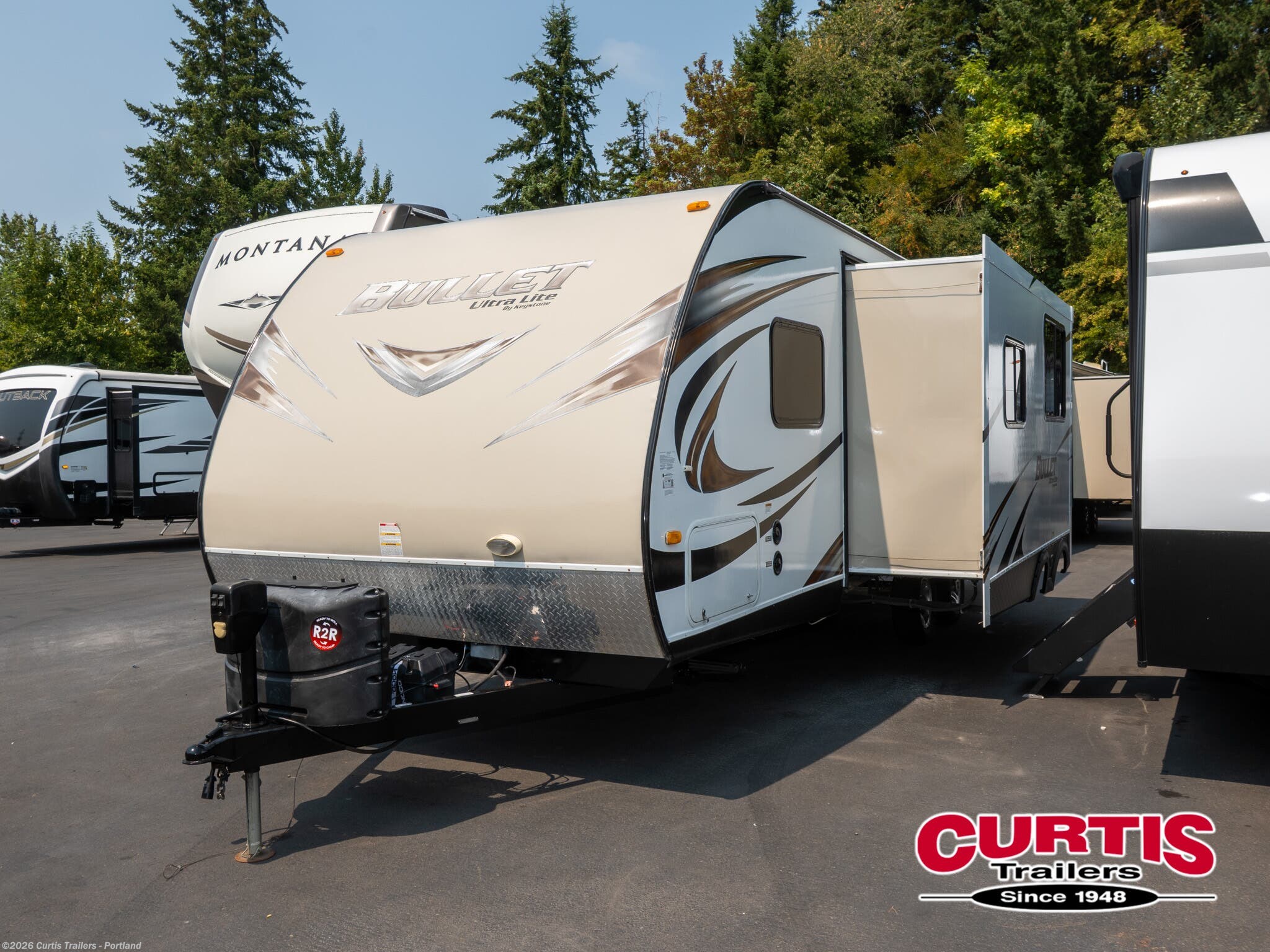 Used 2014 Keystone Bullet Premier 272BHSWE available in Portland, Oregon