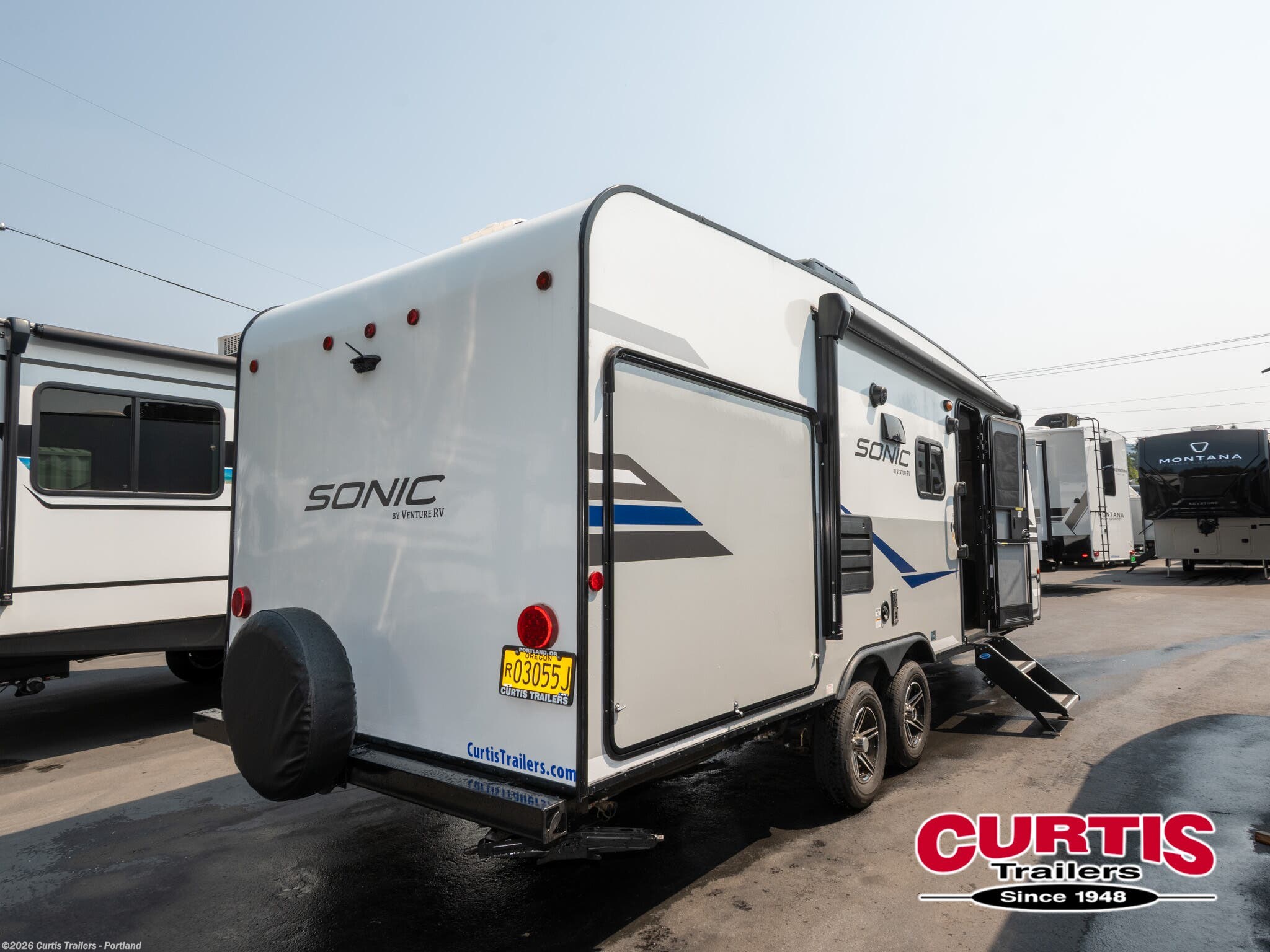2021 Sonic 220vrb by Venture RV from Curtis Trailers - Portland in Portland, Oregon