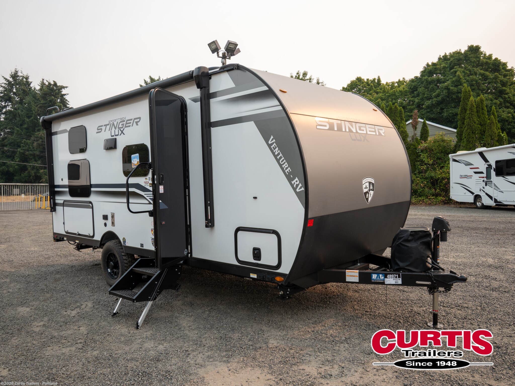 2027 SportTrek Stinger Lite 161VUD by Venture RV from Curtis Trailers - Portland in Portland, Oregon