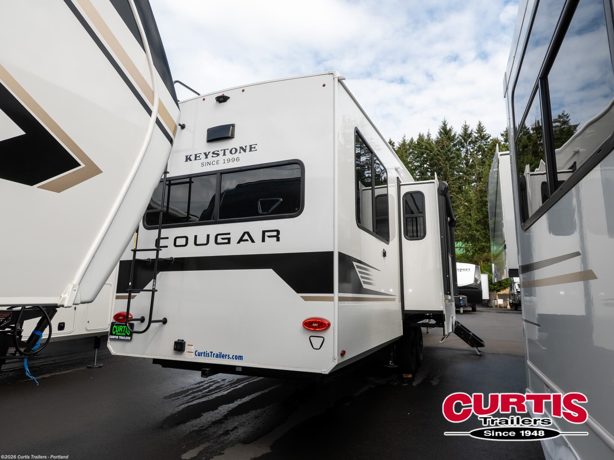 2027 Keystone Cougar 350LLK - New Fifth Wheel For Sale by Curtis Trailers - Portland in Portland, Oregon