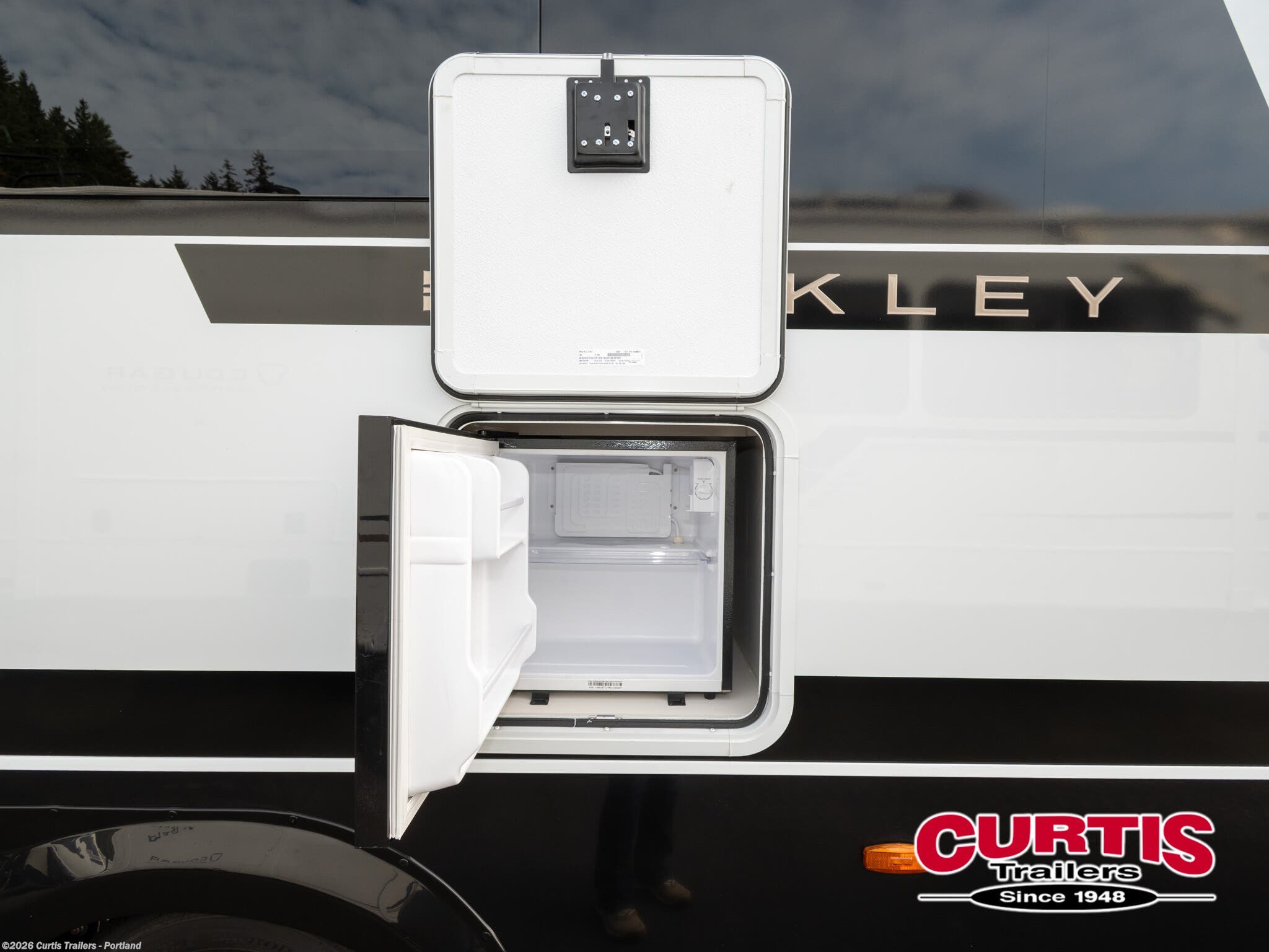 2027 Model I 290 by Brinkley RV from Curtis Trailers - Portland in Portland, Oregon