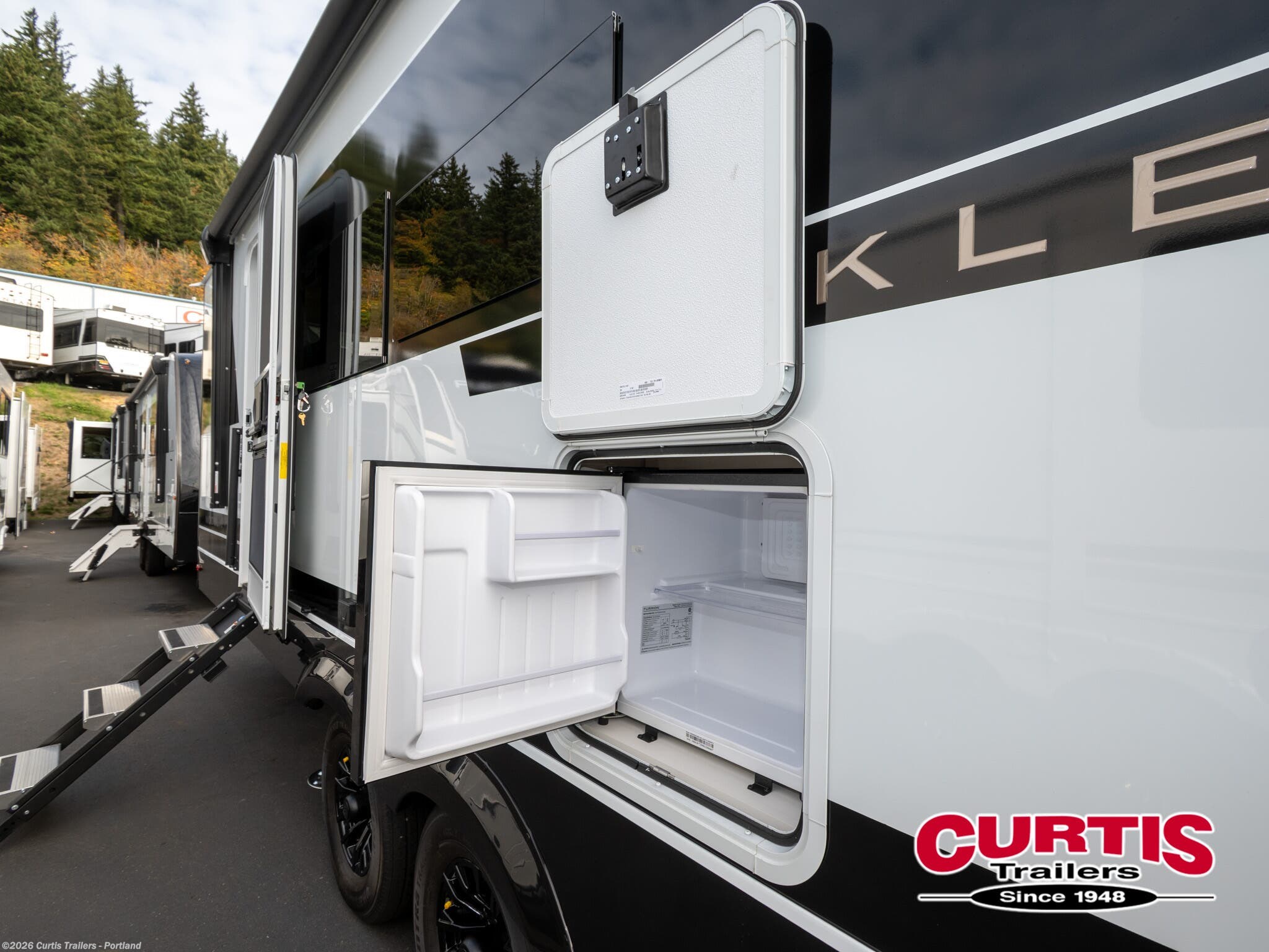 2027 Brinkley RV Model I 290 - New Travel Trailer For Sale by Curtis Trailers - Portland in Portland, Oregon