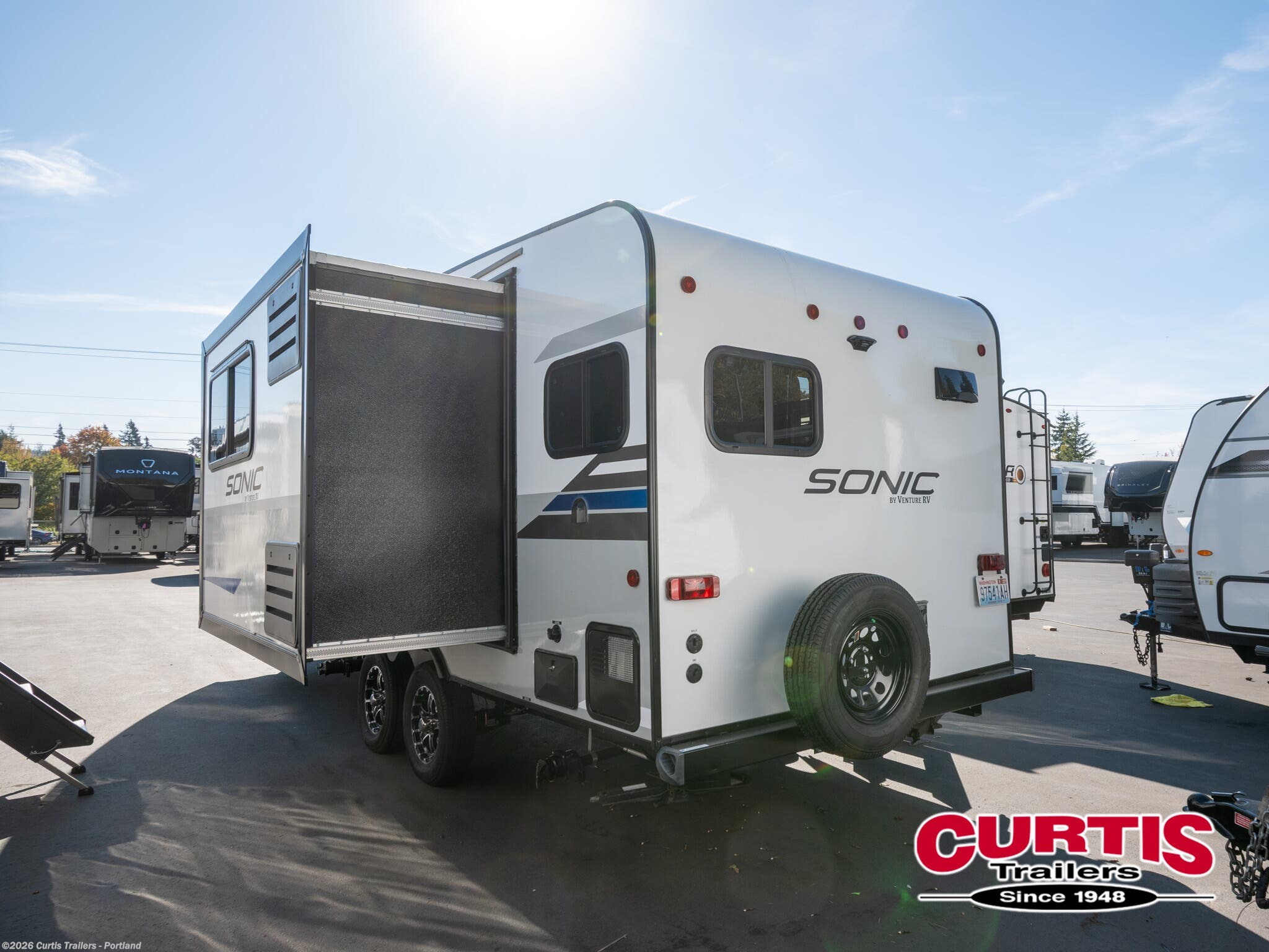 2022 Sonic 231vrk by Venture RV from Curtis Trailers - Portland in Portland, Oregon