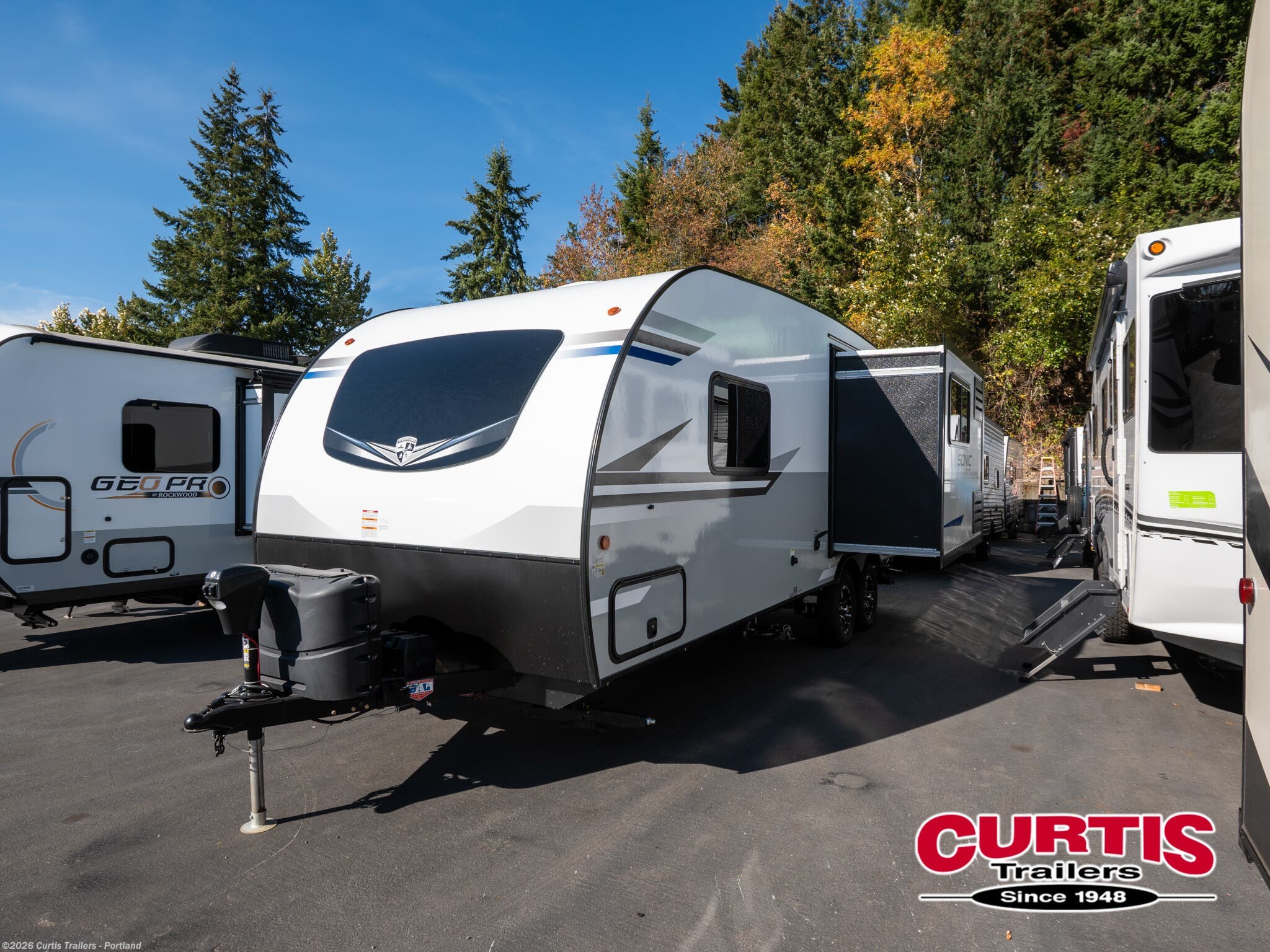 Used 2022 Venture RV Sonic 231vrk available in Portland, Oregon