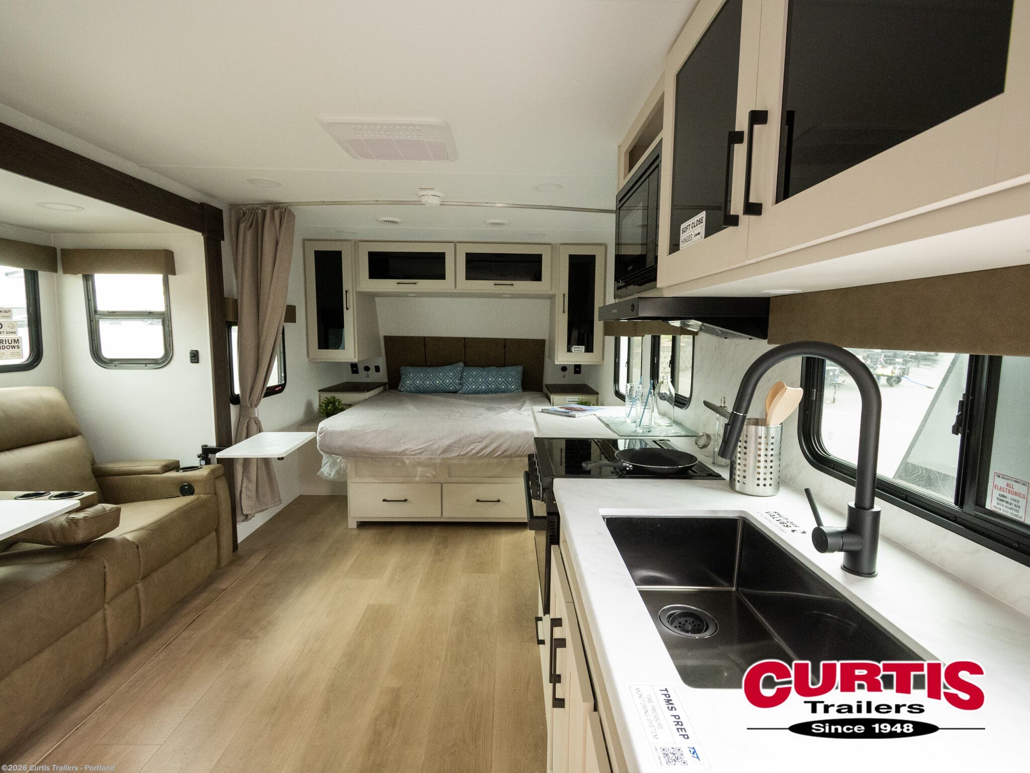 New 2027 Alliance RV Delta ML206 available in Portland, Oregon