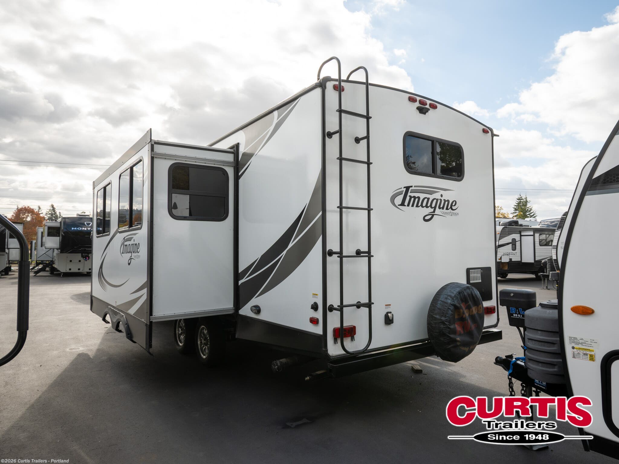 2018 Grand Design Imagine 2600RB - Used Travel Trailer For Sale by Curtis Trailers - Portland in Portland, Oregon