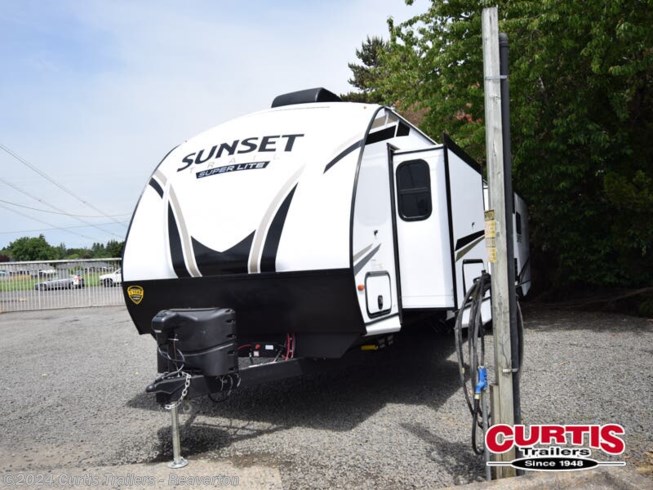 2022 CrossRoads Sunset Trail 330SI - New Travel Trailer For Sale by Curtis Trailers - Beaverton in Beaverton, Oregon