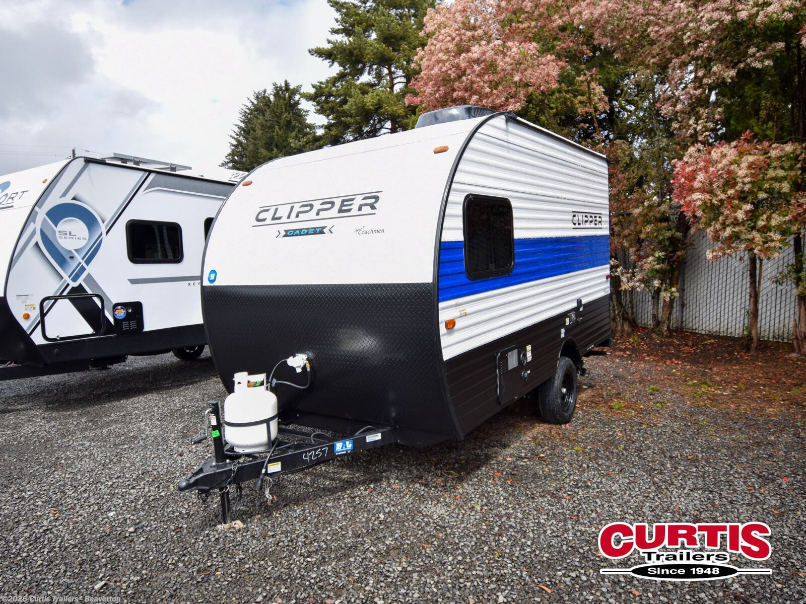 2024 Coachmen Clipper Cadet 14CR - Used Travel Trailer For Sale by Curtis Trailers - Portland in Portland, Oregon