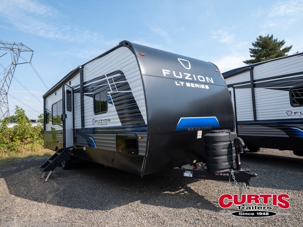 2026 Fuzion Impact 2813 by Keystone from Curtis Trailers - Beaverton in Beaverton, Oregon