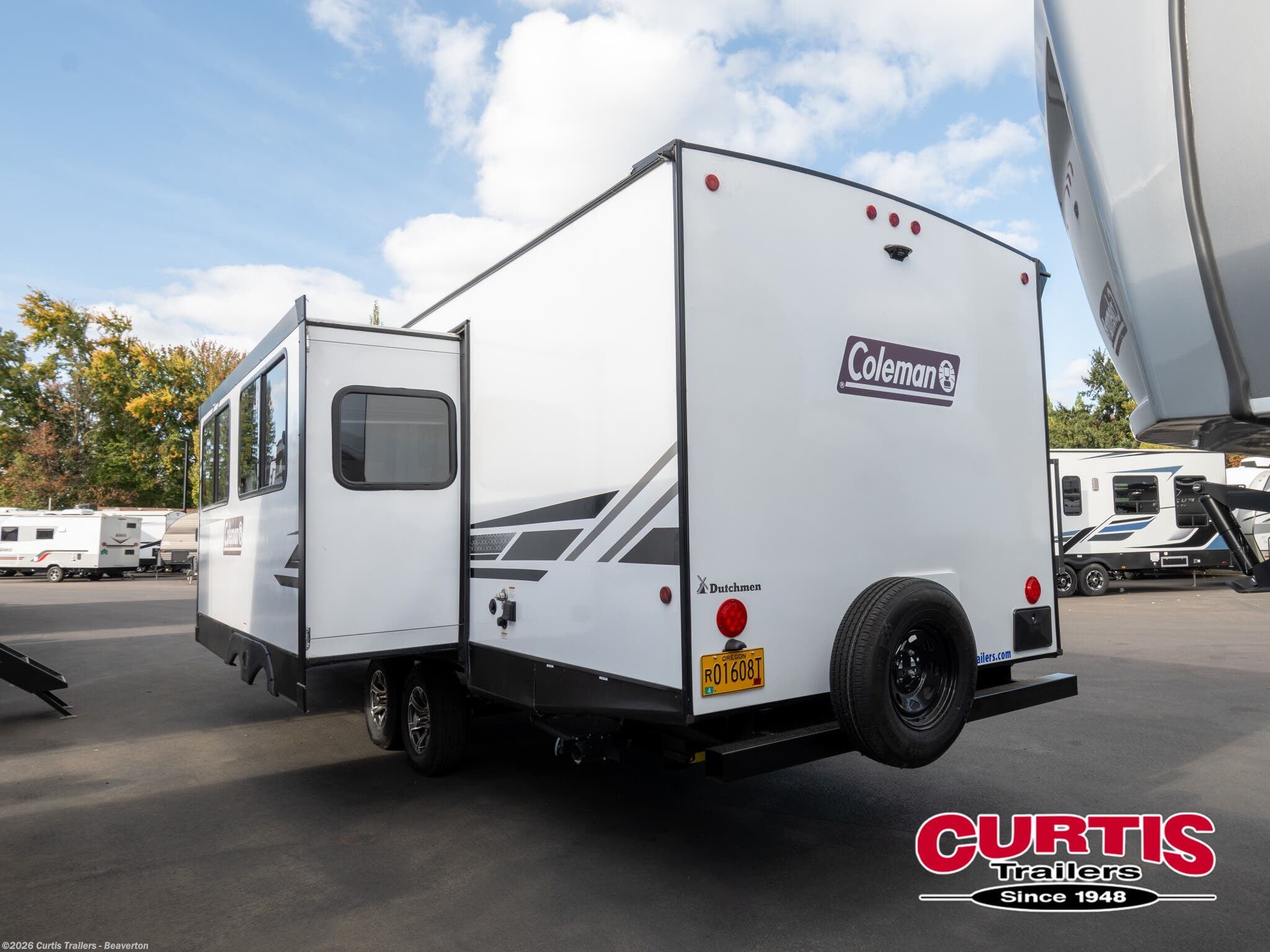 Used 2022 Dutchmen Coleman 2755BH available in Beaverton, Oregon