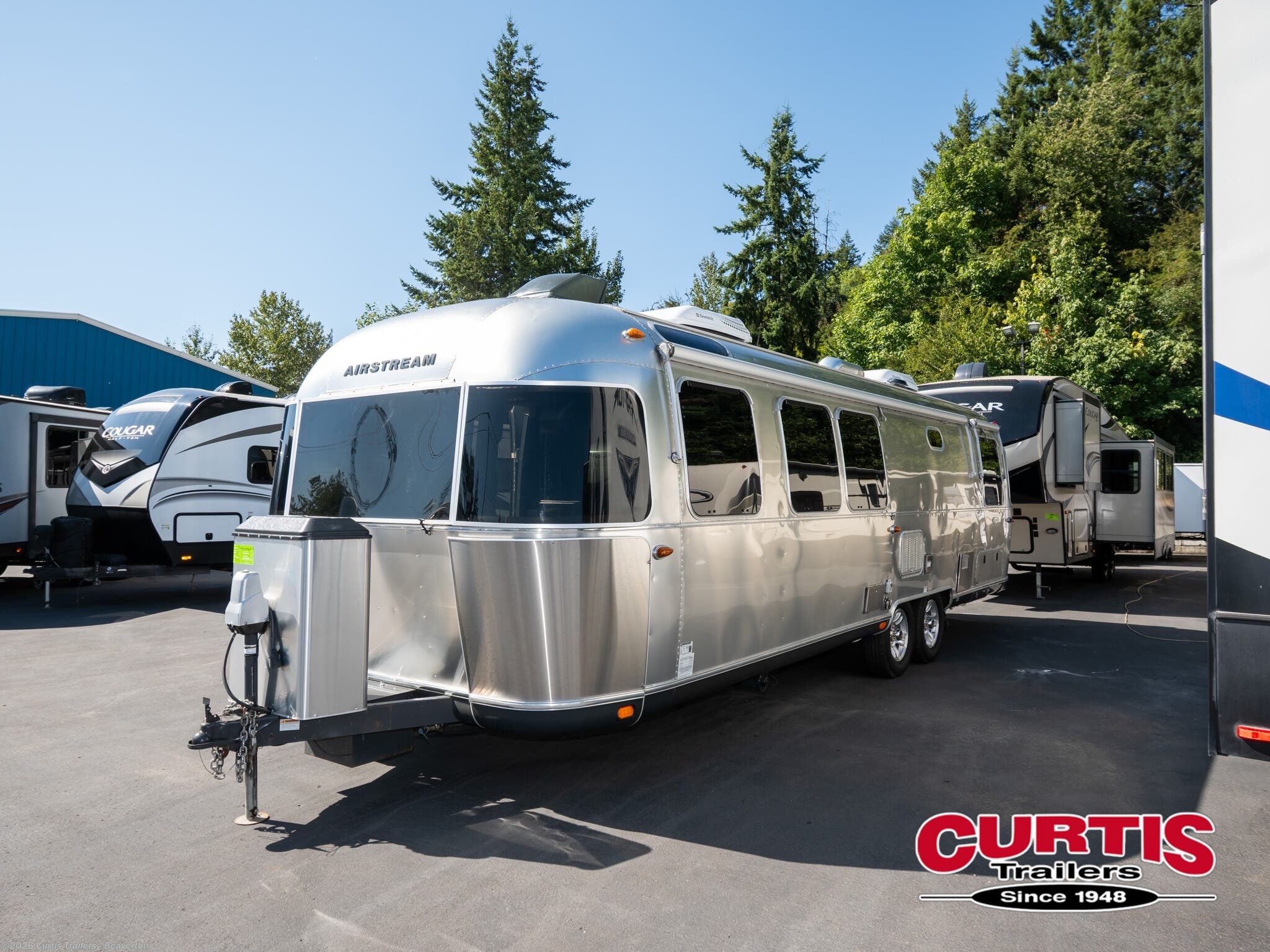 Used 2016 Airstream Classic AIRSTREAM  30 available in Beaverton, Oregon