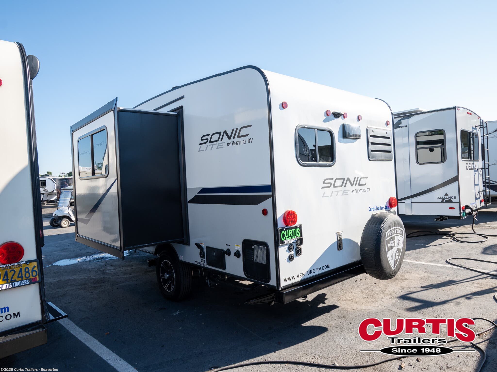 Used 2021 Venture RV Sonic Lite 169vrk available in Beaverton, Oregon