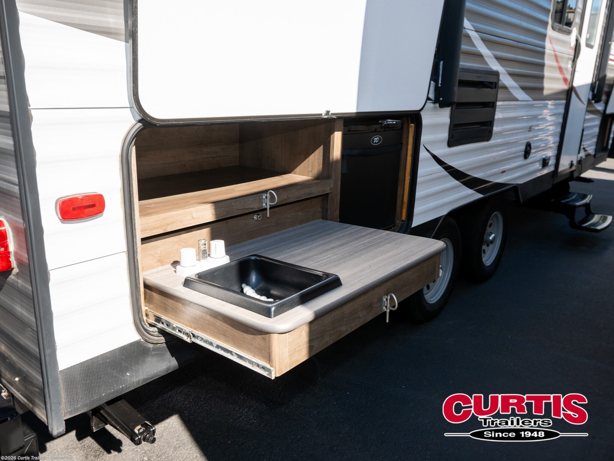2019 Coleman Lantern 215BHWE by Dutchmen from Curtis Trailers - Beaverton in Beaverton, Oregon
