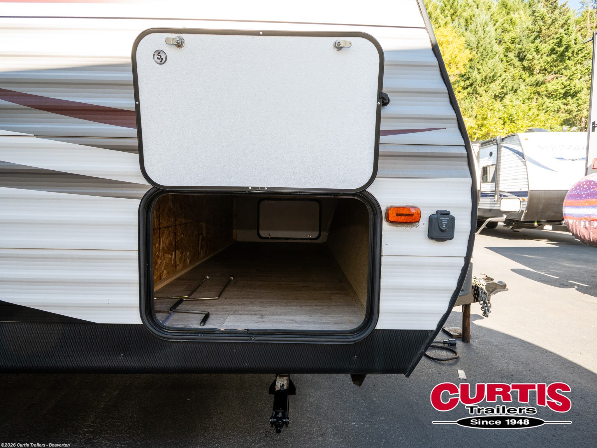 Used 2019 Dutchmen Coleman Lantern 215BHWE available in Beaverton, Oregon
