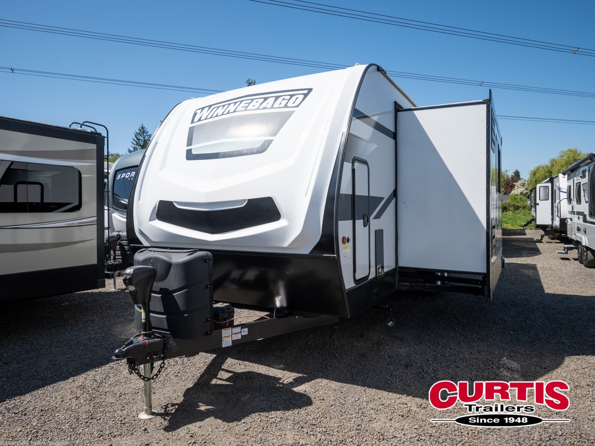 2023 Winnebago Minnie 2832FK - Used Travel Trailer For Sale by Curtis Trailers - Beaverton in Beaverton, Oregon