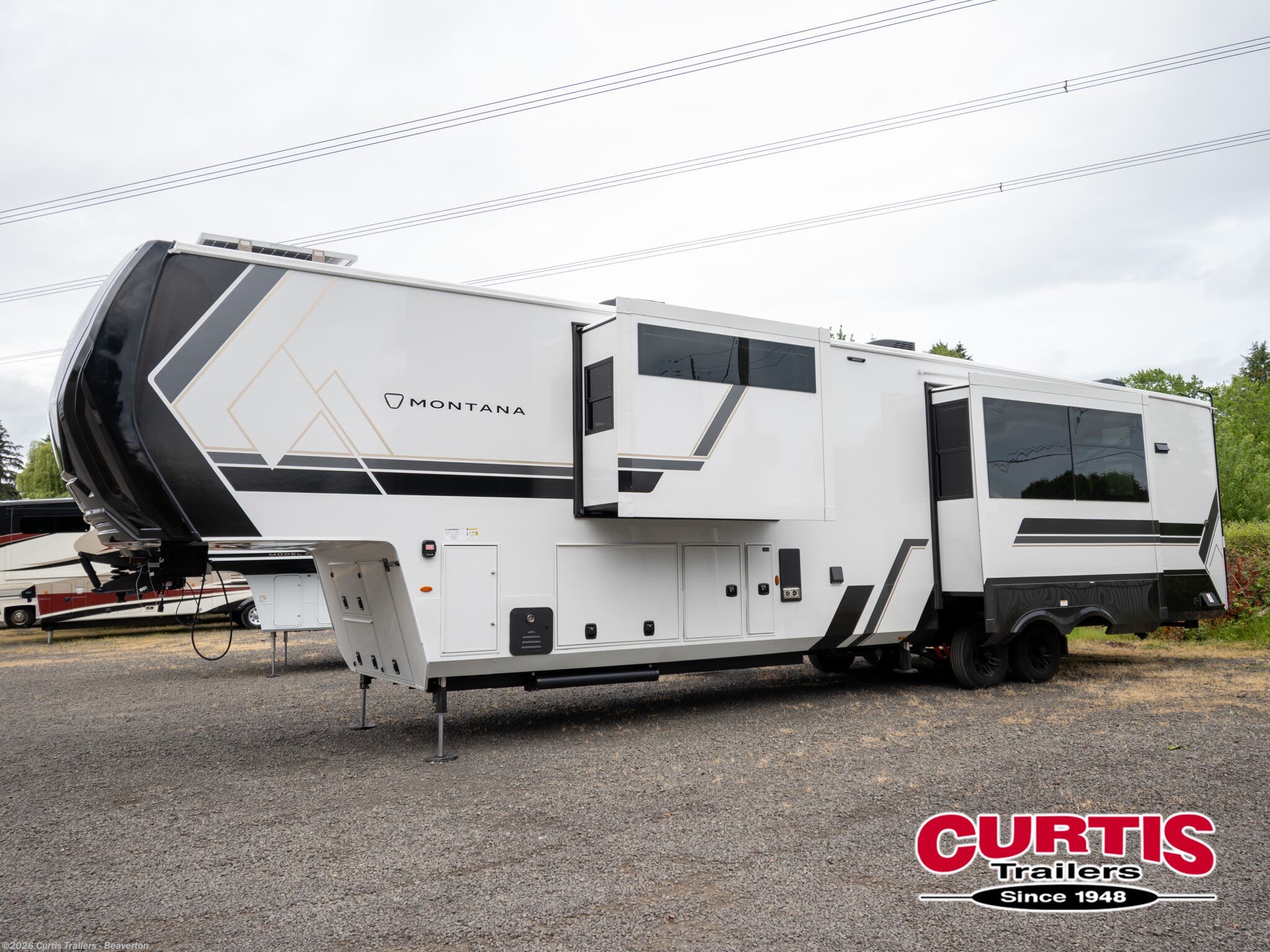 2026 Keystone Montana 3900RK - New Fifth Wheel For Sale by Curtis Trailers - Beaverton in Beaverton, Oregon