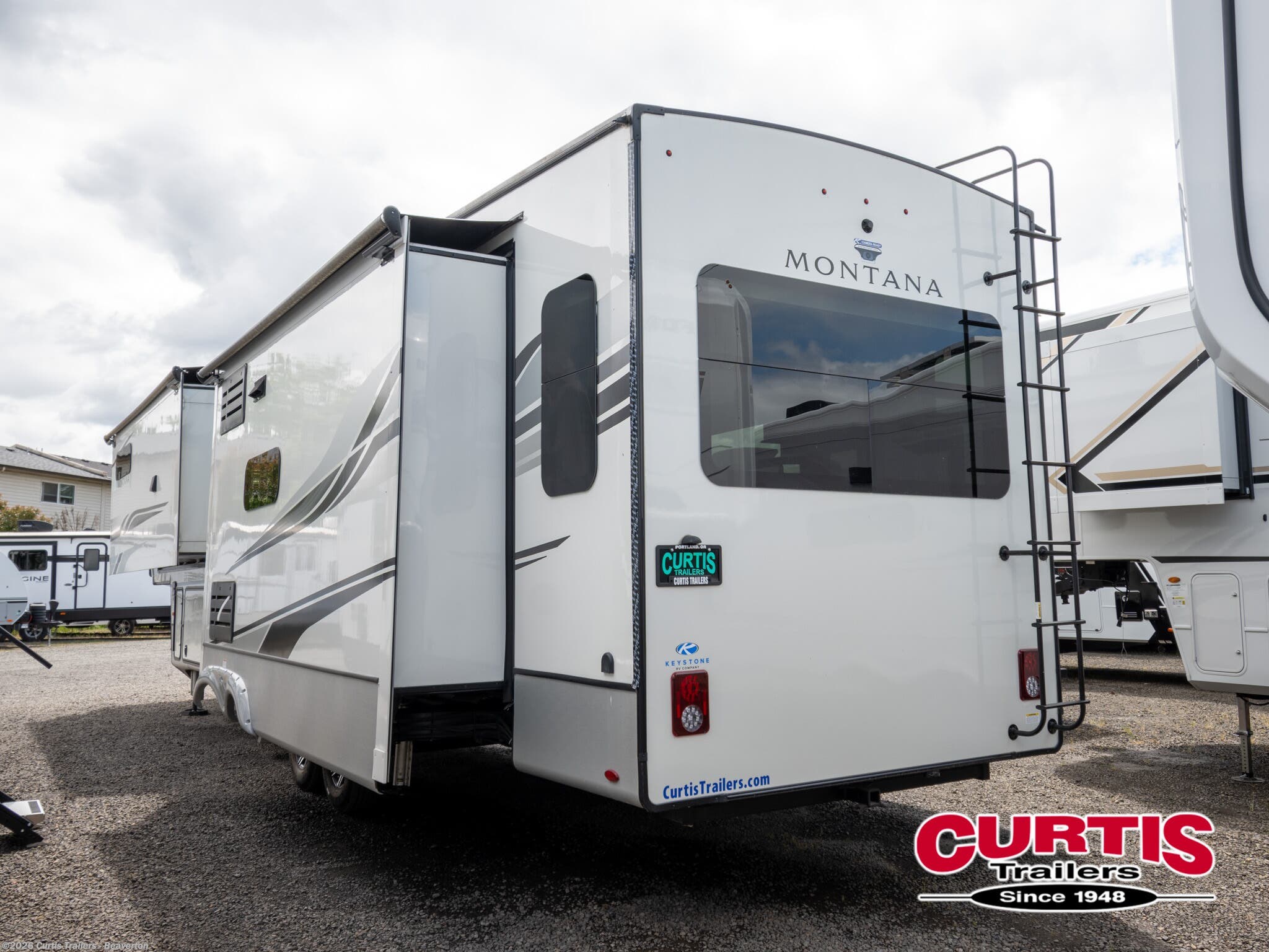 Used 2022 Keystone Montana 3813MS available in Beaverton, Oregon