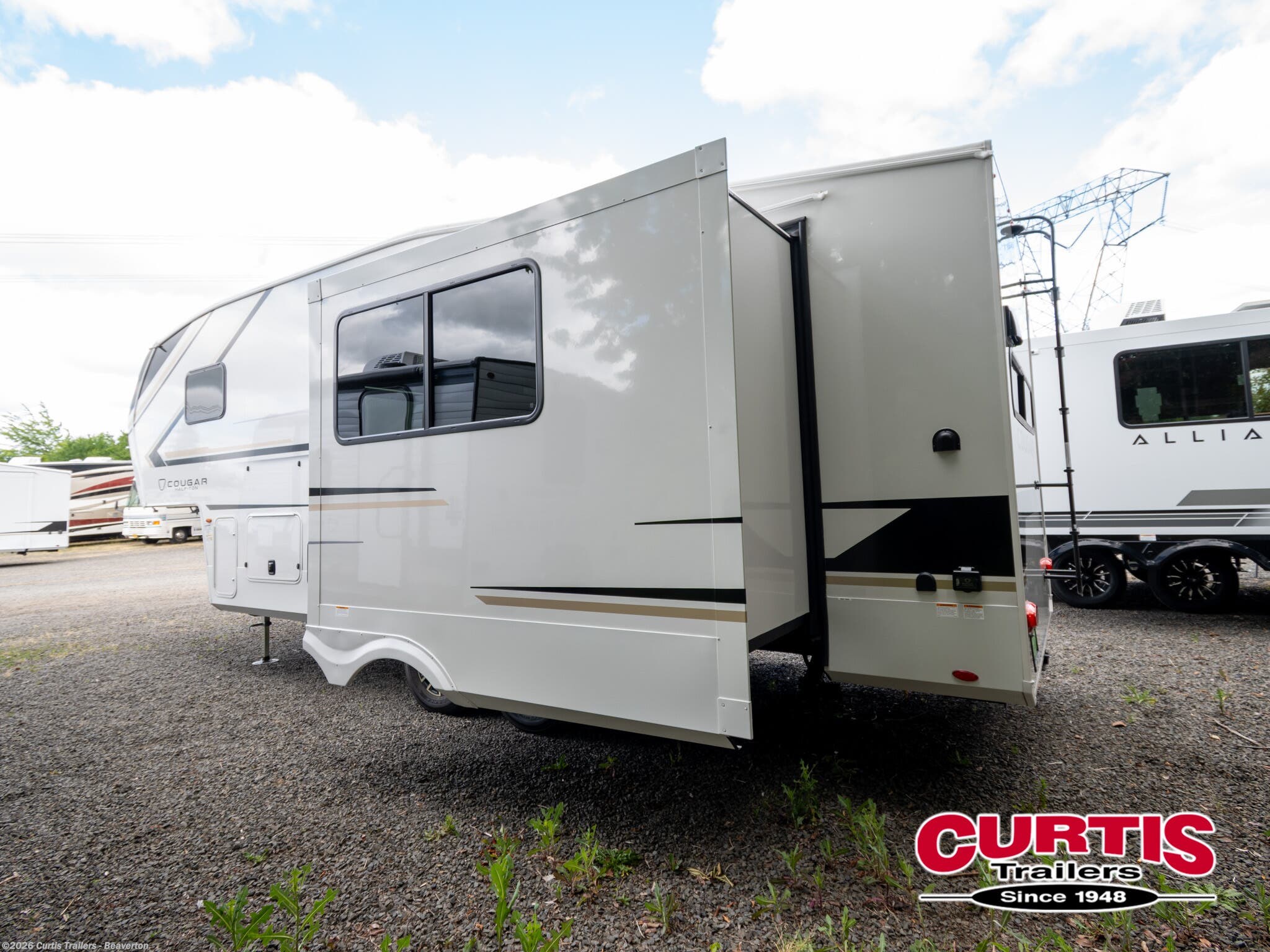 New 2027 Keystone Cougar Half-Ton 23MLE available in Beaverton, Oregon