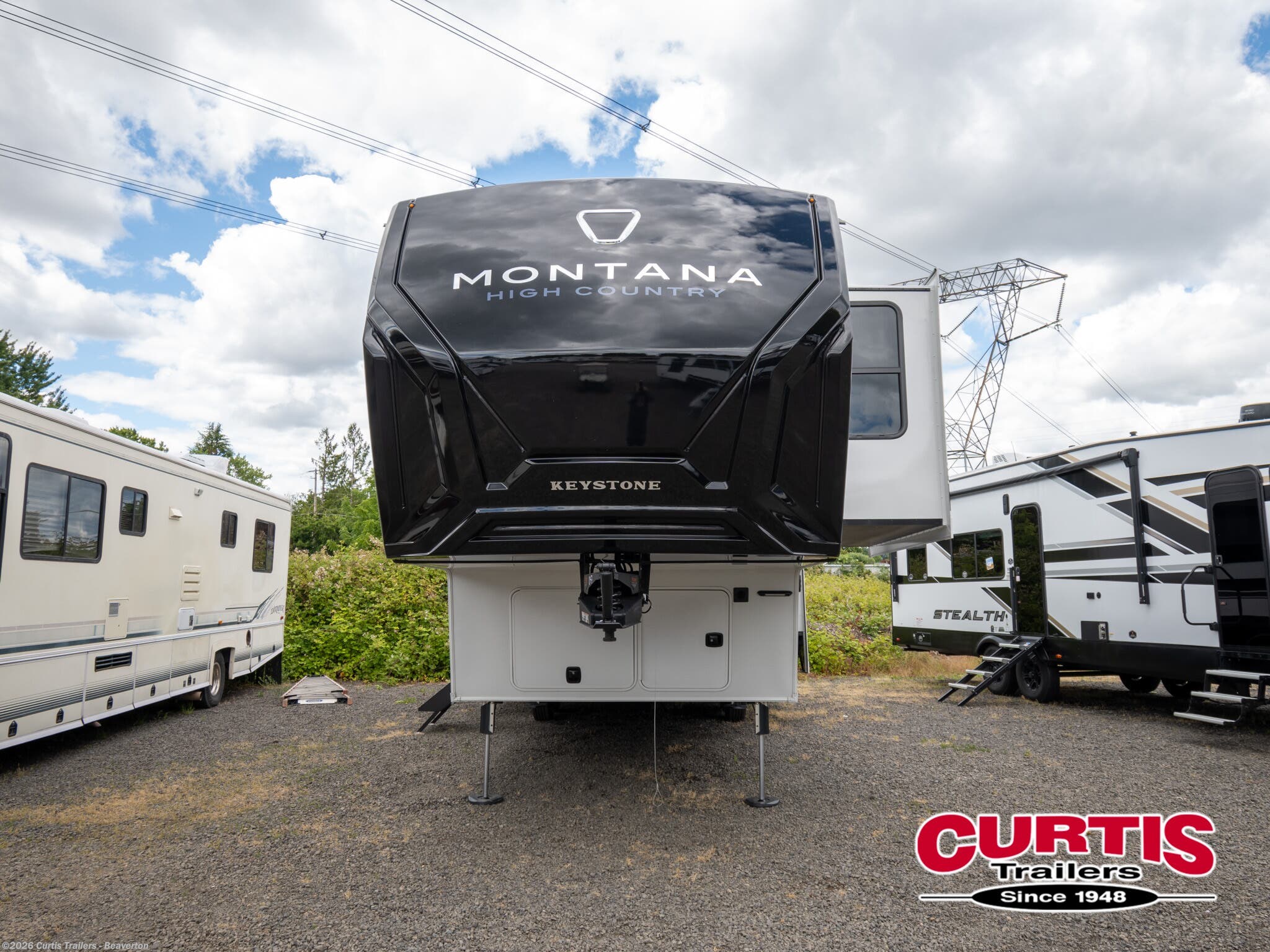 2026 Keystone Montana High Country 300RK - New Fifth Wheel For Sale by Curtis Trailers - Beaverton in Beaverton, Oregon