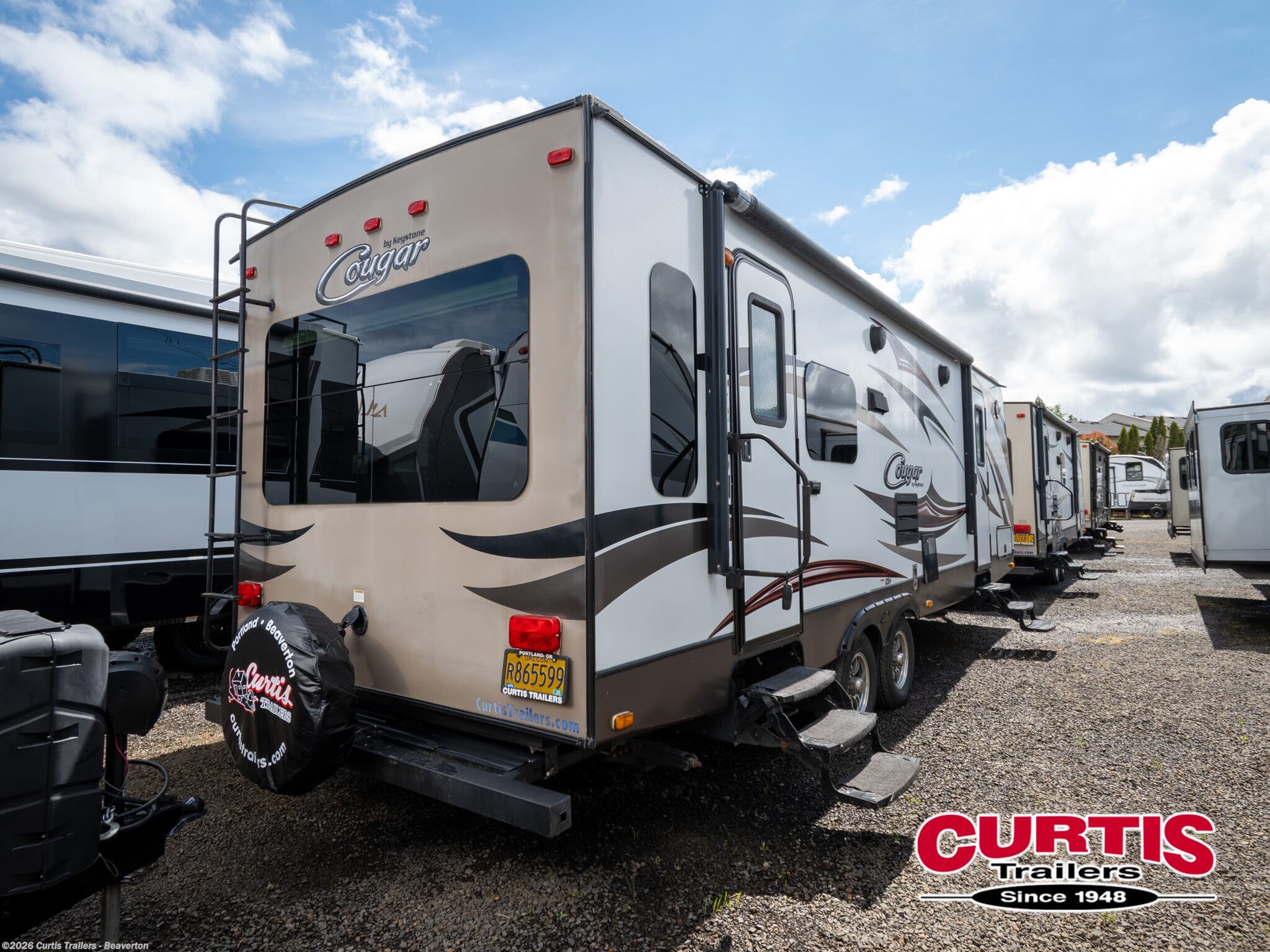 Used 2015 Keystone Cougar Half-Ton 28rlswe available in Beaverton, Oregon