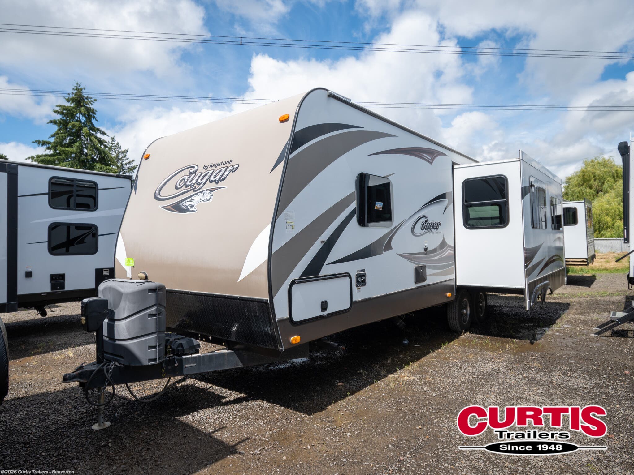 2015 Keystone Cougar Half-Ton 28rlswe - Used Travel Trailer For Sale by Curtis Trailers - Beaverton in Beaverton, Oregon