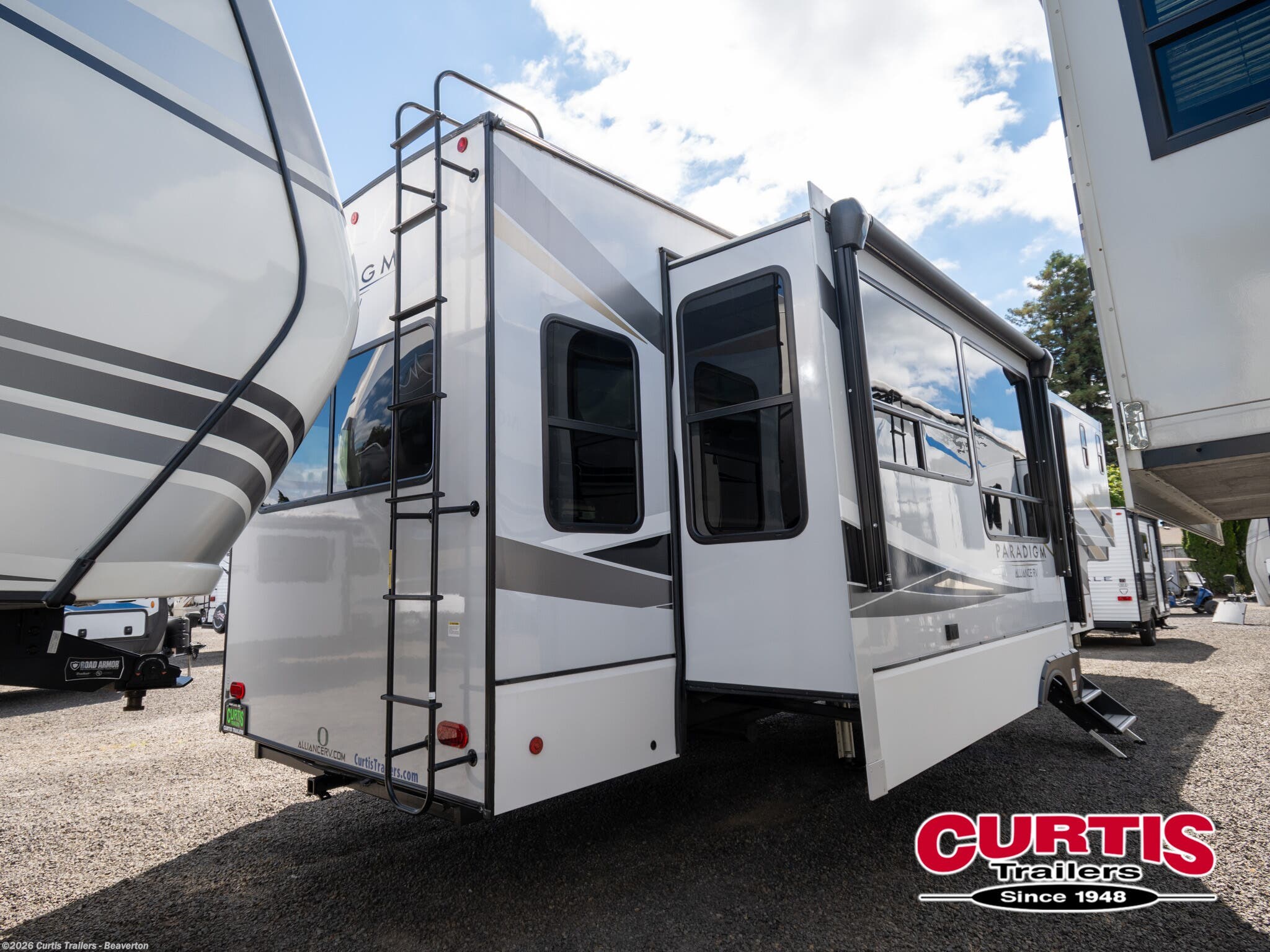 2022 Paradigm 370FB by Alliance RV from Curtis Trailers - Beaverton in Beaverton, Oregon