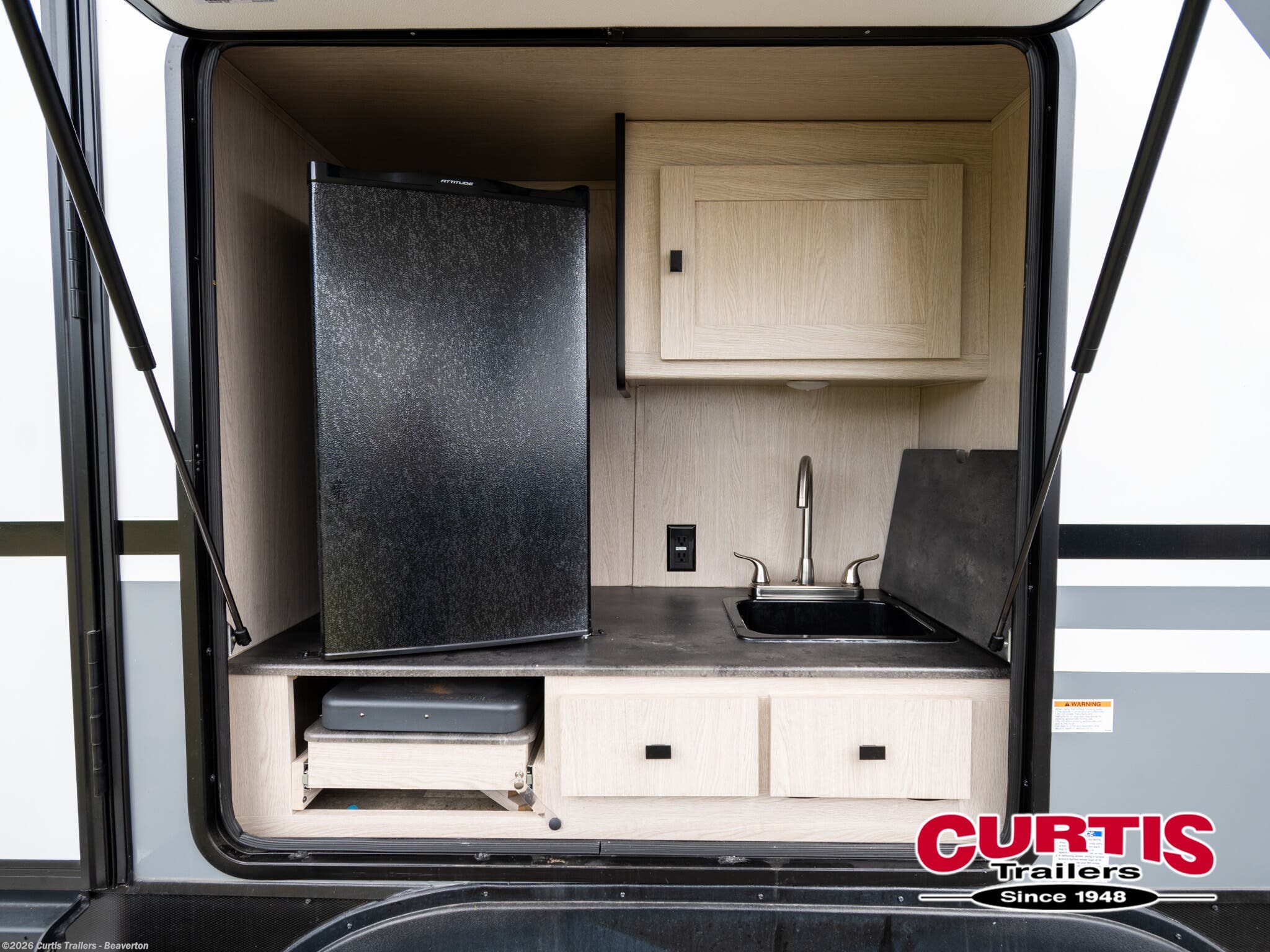Used 2023 Coachmen Apex Ultra-Lite 284BHSS available in Beaverton, Oregon