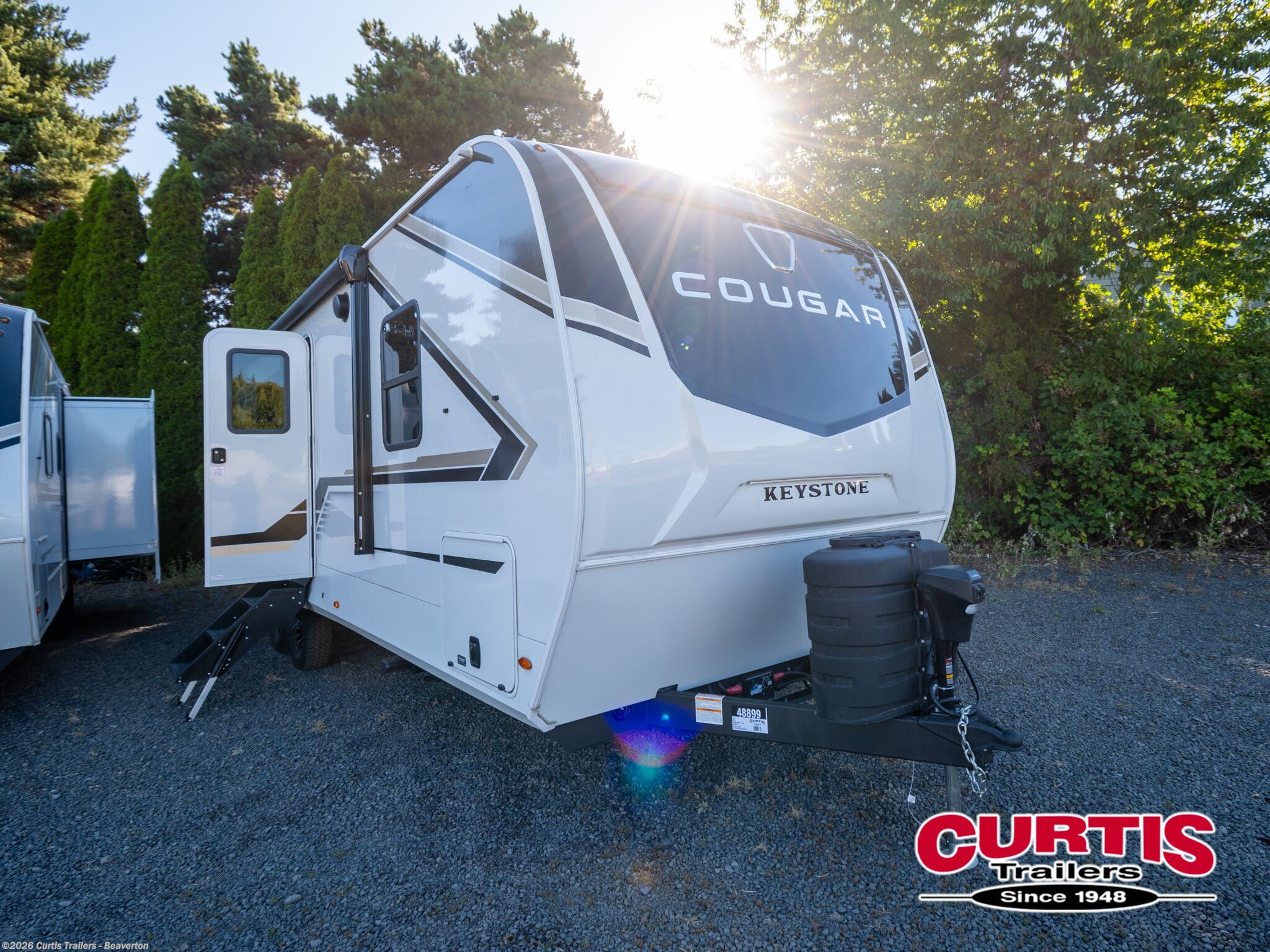 2027 Keystone Cougar Half-Ton 26LBWE - New Travel Trailer For Sale by Curtis Trailers - Beaverton in Beaverton, Oregon