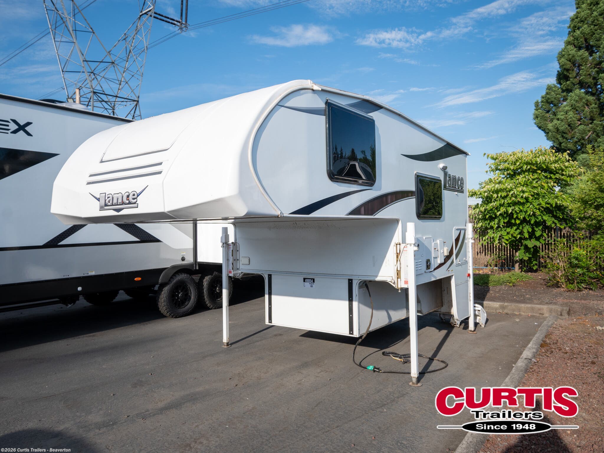2019 650 by Lance from Curtis Trailers - Beaverton in Beaverton, Oregon