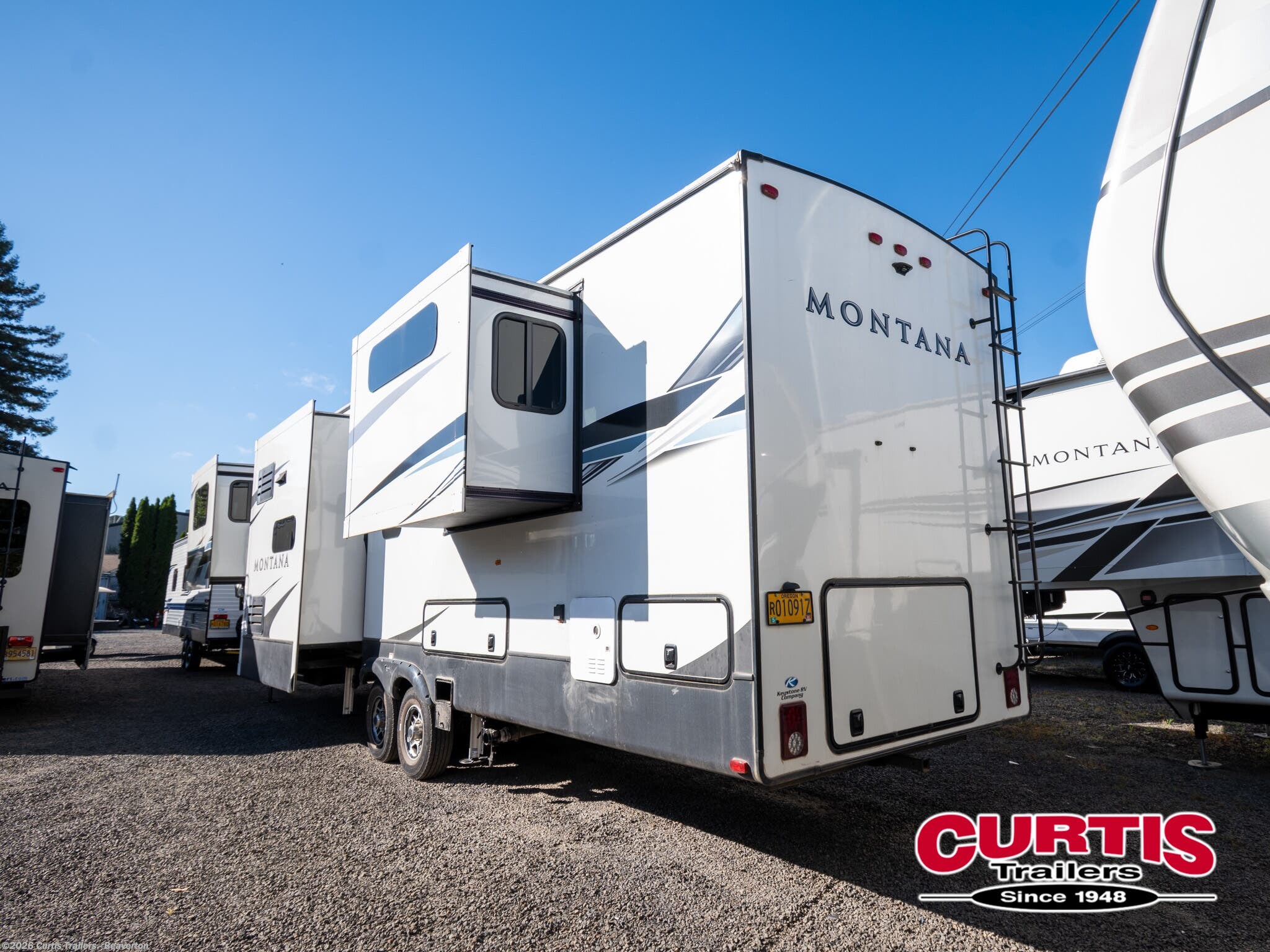 2021 Montana 3762BP by Keystone from Curtis Trailers - Beaverton in Beaverton, Oregon