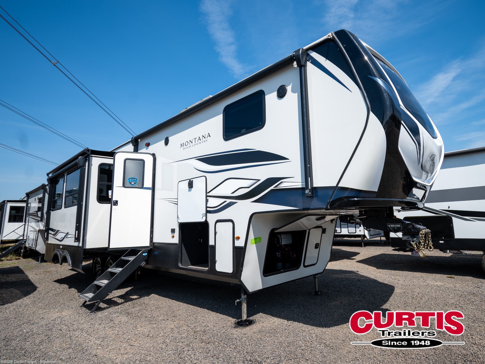 2024 Montana High Country 351bh by Keystone from Curtis Trailers - Beaverton in Beaverton, Oregon