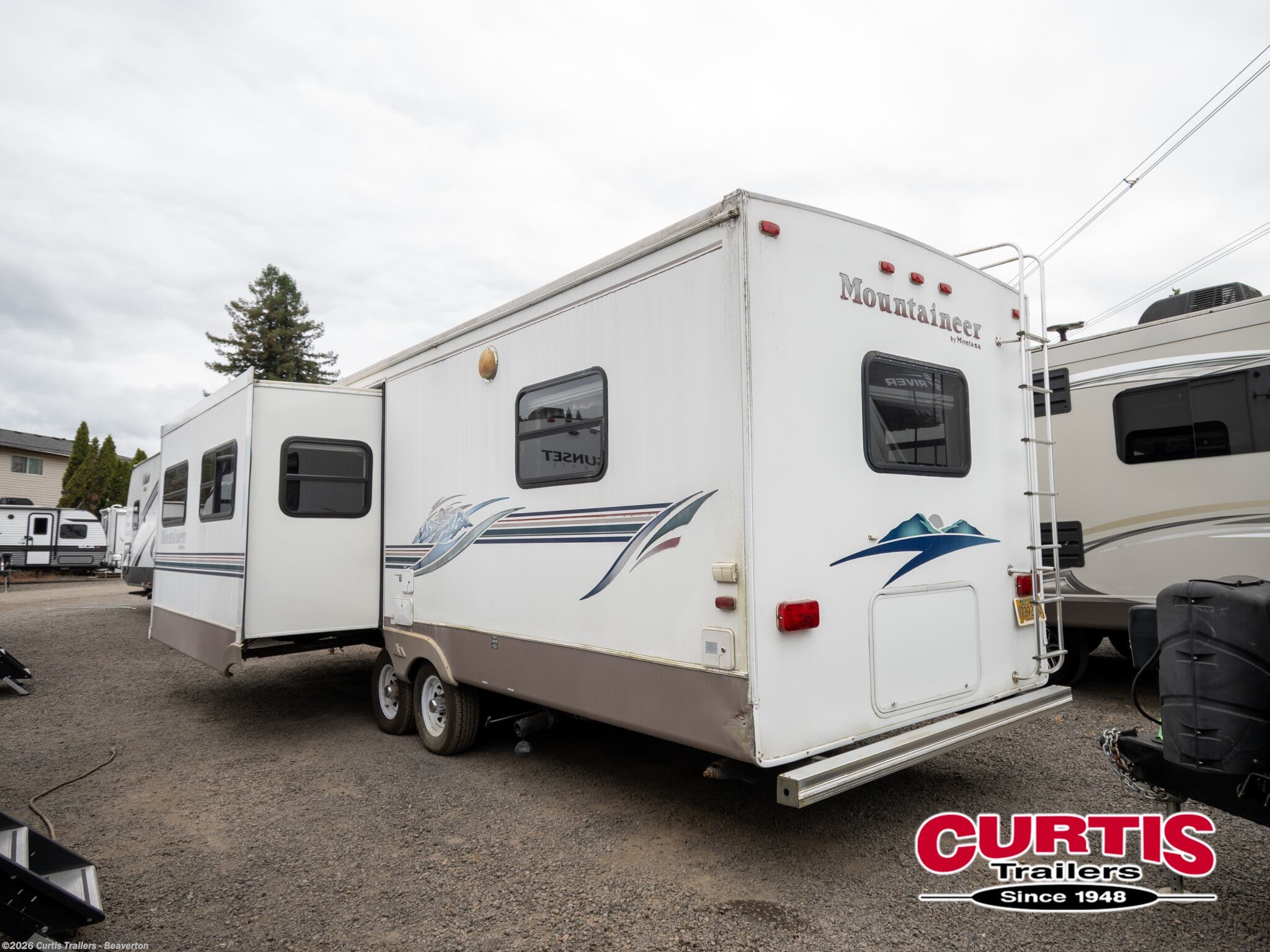 2002 Montana Mountaineer 305FKS by Keystone from Curtis Trailers - Beaverton in Beaverton, Oregon