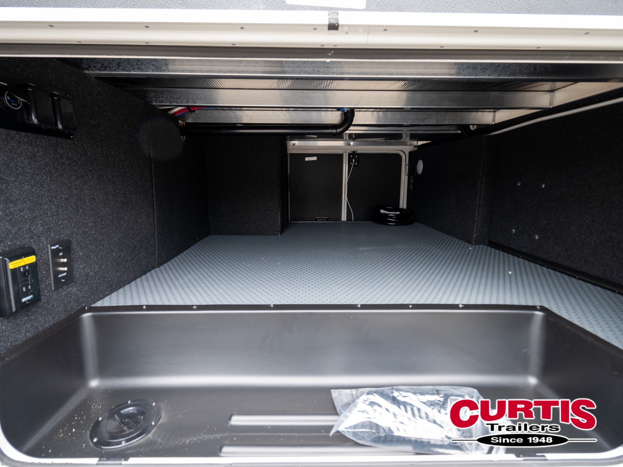 2027 Keystone Cougar 350LLK - New Fifth Wheel For Sale by Curtis Trailers - Beaverton in Beaverton, Oregon