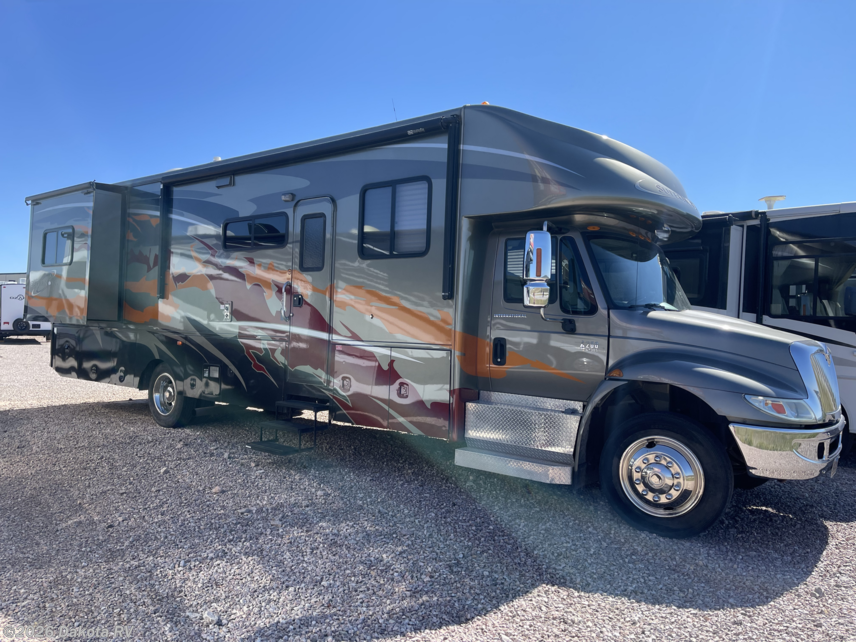 2008 Gulf Stream SuperNova