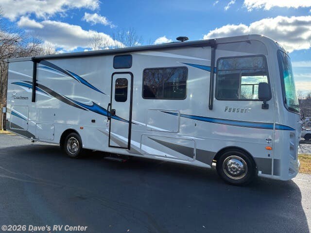 2021 Pursuit 31 BH by Coachmen from Dave's RV Center in Danbury, Connecticut