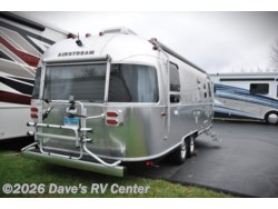 Used 2020 Airstream Flying Cloud 25RB Queen available in Danbury, Connecticut