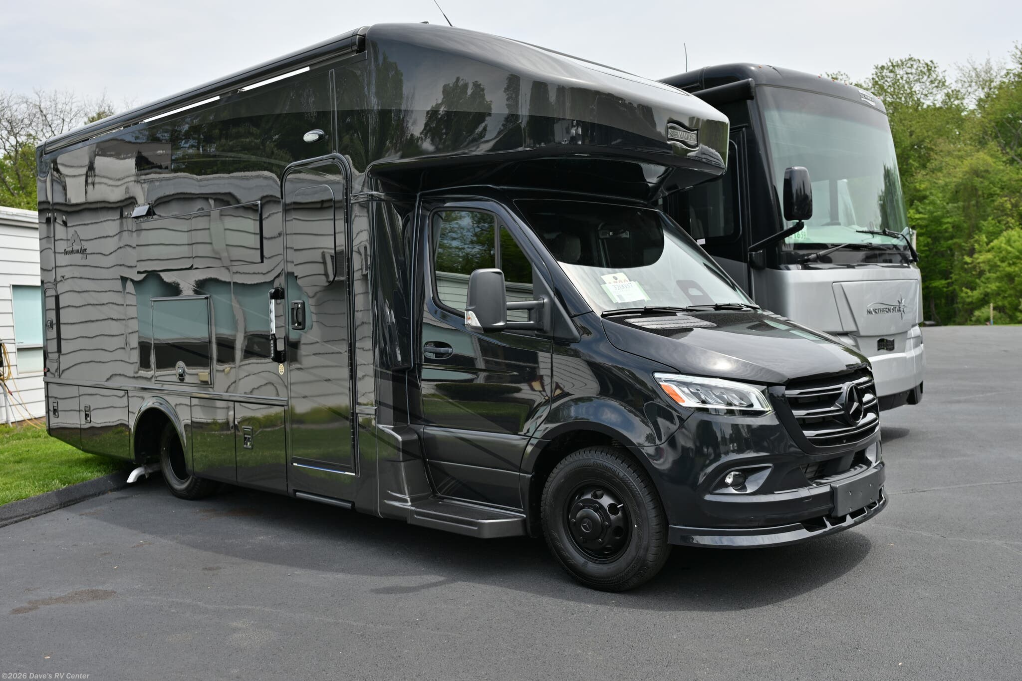 2026 Freedom Aire 2515 by Newmar from Dave's RV Center in Danbury, Connecticut