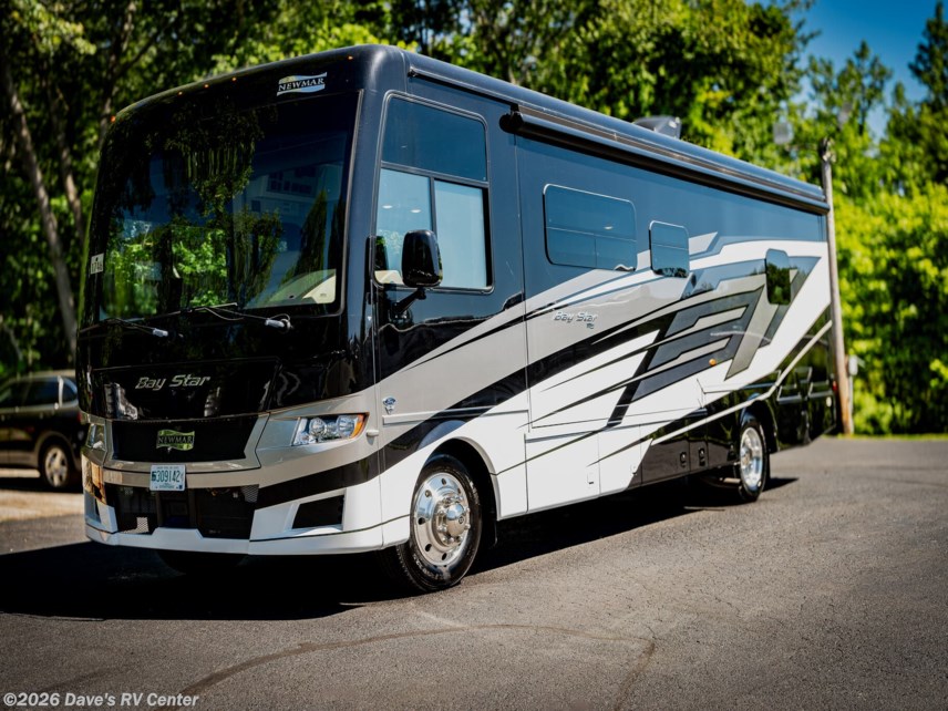 Used 2025 Newmar Bay Star 3014 available in Danbury, Connecticut