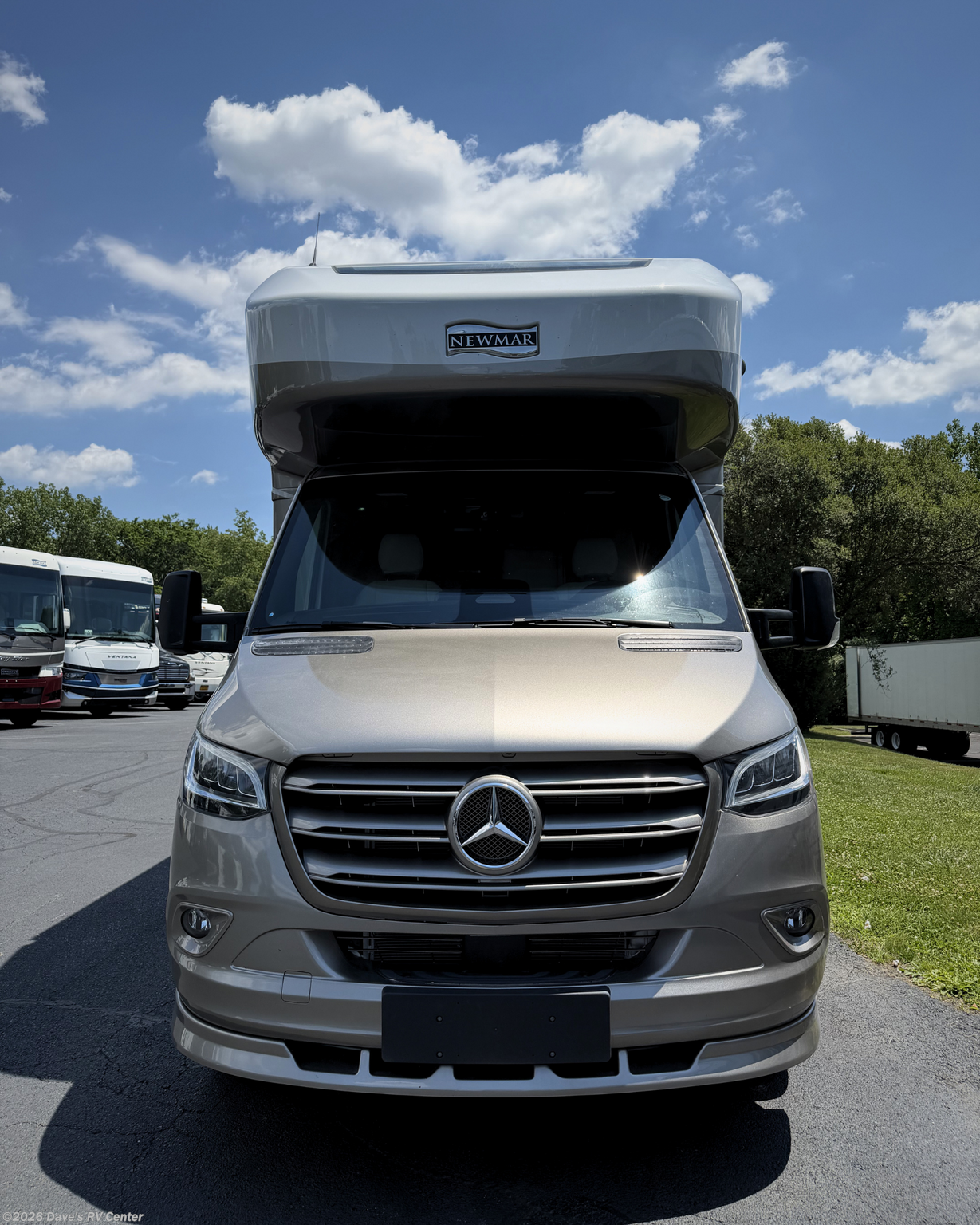 New 2026 Newmar Freedom Aire 2515 available in Danbury, Connecticut