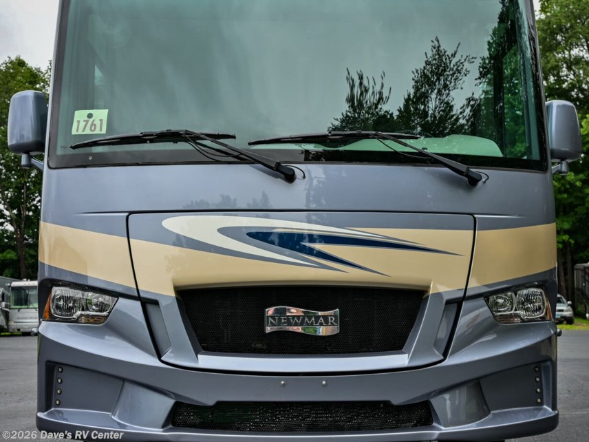 Used 2021 Newmar Bay Star Sport 3315 available in Danbury, Connecticut
