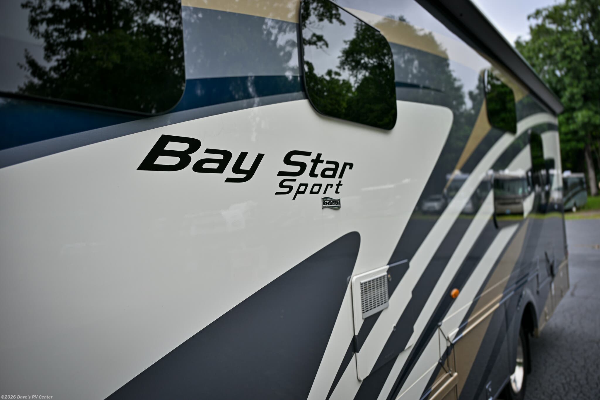 2021 Bay Star Sport 3315 by Newmar from Dave's RV Center in Danbury, Connecticut