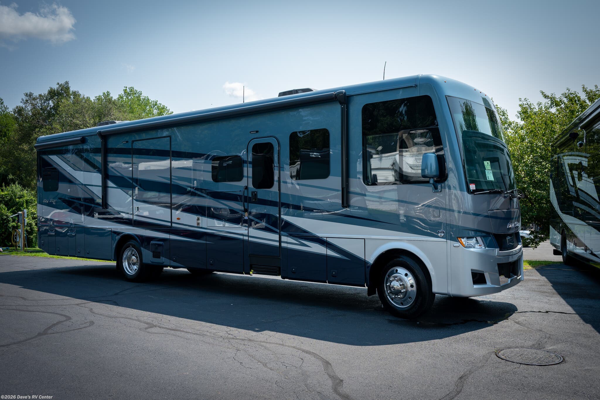 2027 Newmar Bay Star 3811 - New Class A For Sale by Dave's RV Center in Danbury, Connecticut features Solid Surface Countertops, Heat Pump, Fire Extinguisher, Sound Bar, Hitch