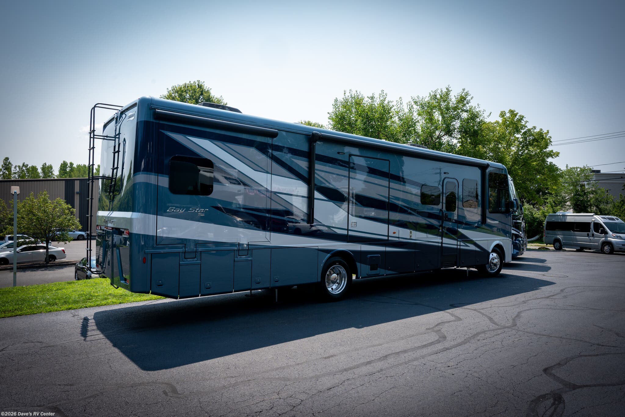 New 2027 Newmar Bay Star 3811 available in Danbury, Connecticut